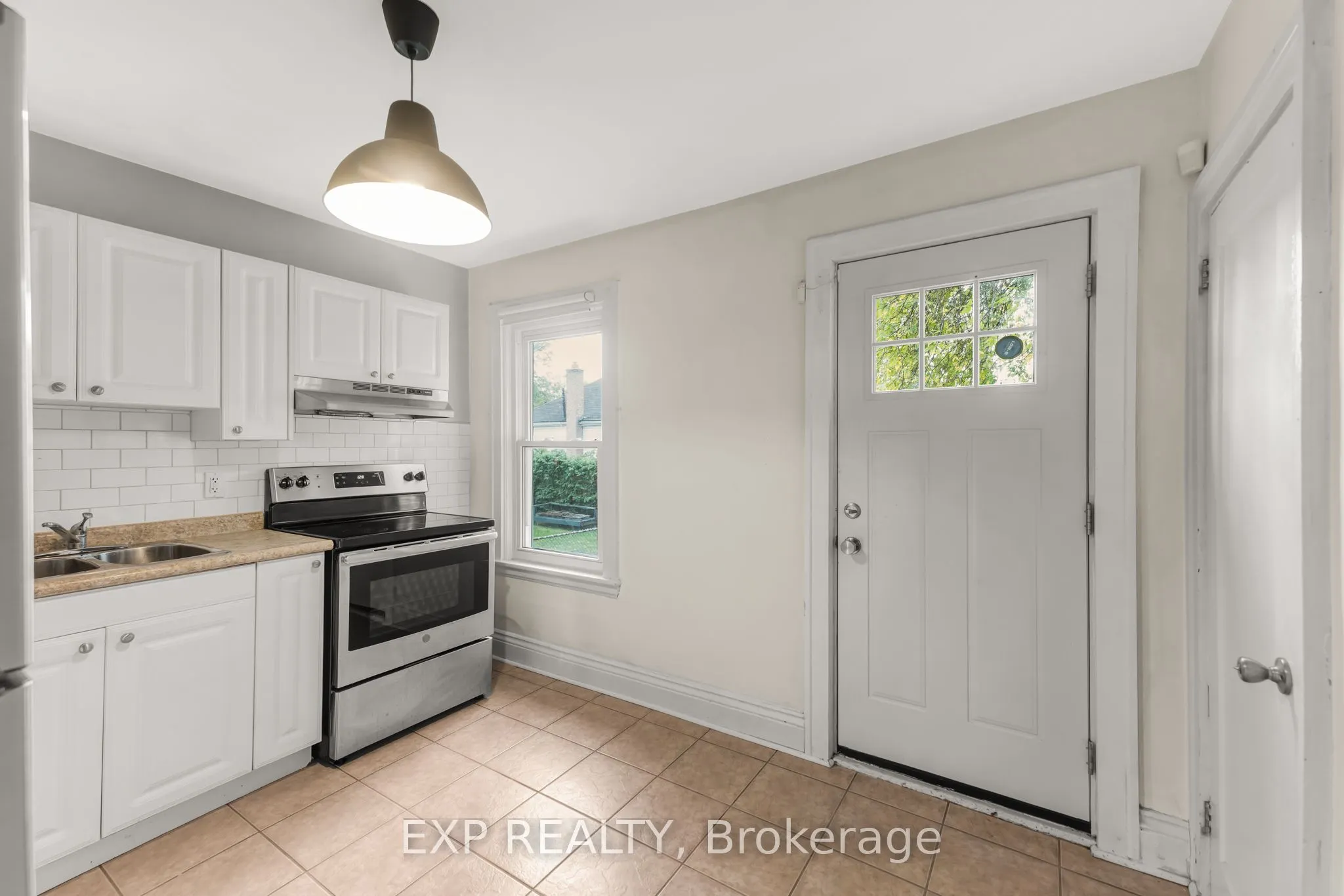 118 Mountville Avenue