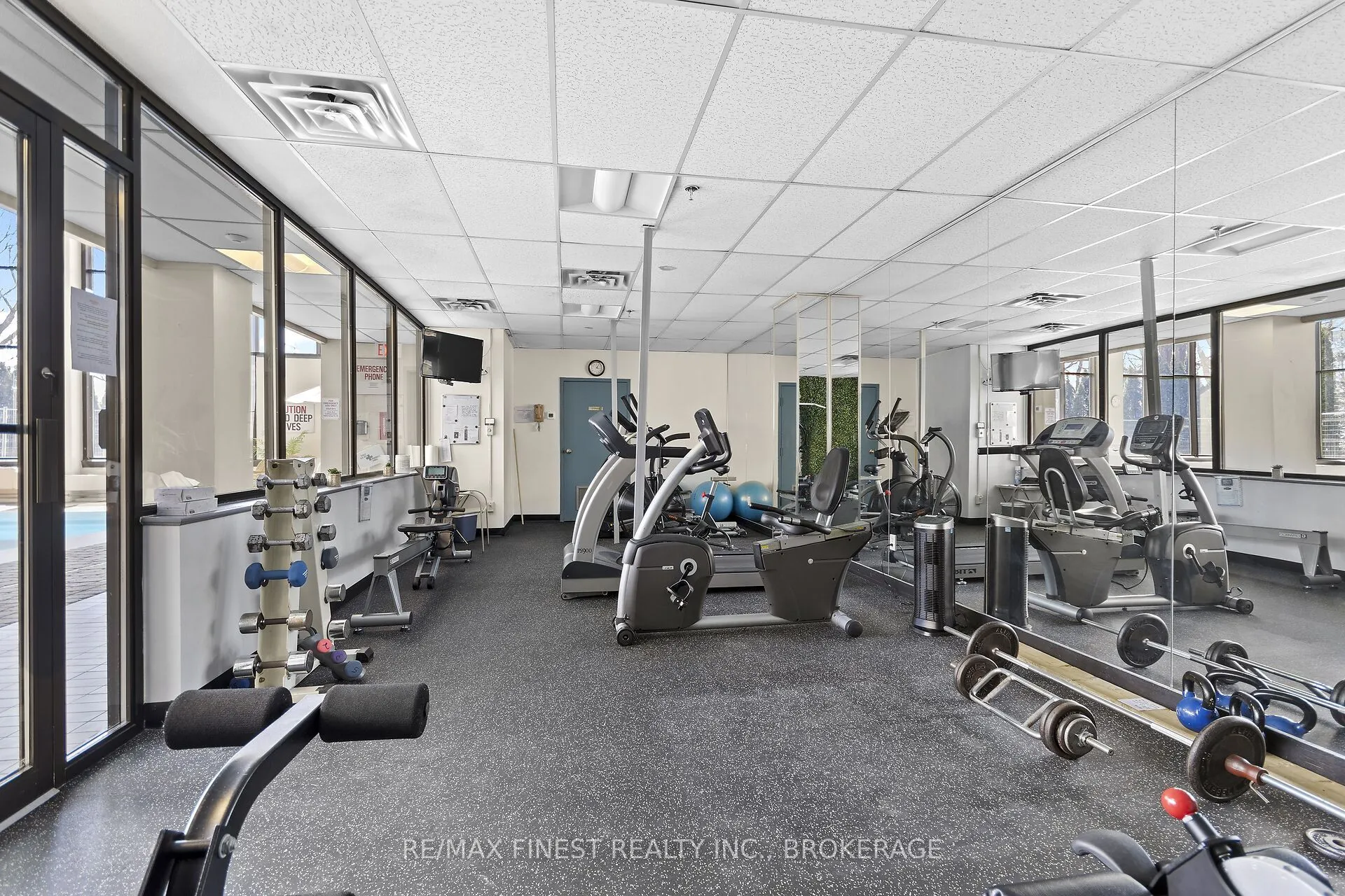 1000 King Street W, #302