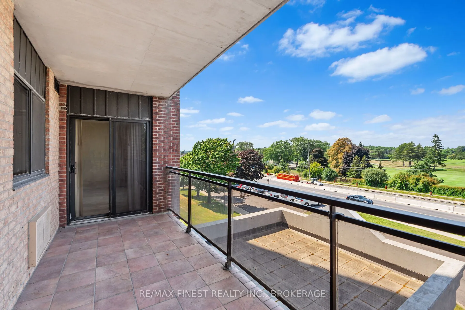 1000 King Street W, #302