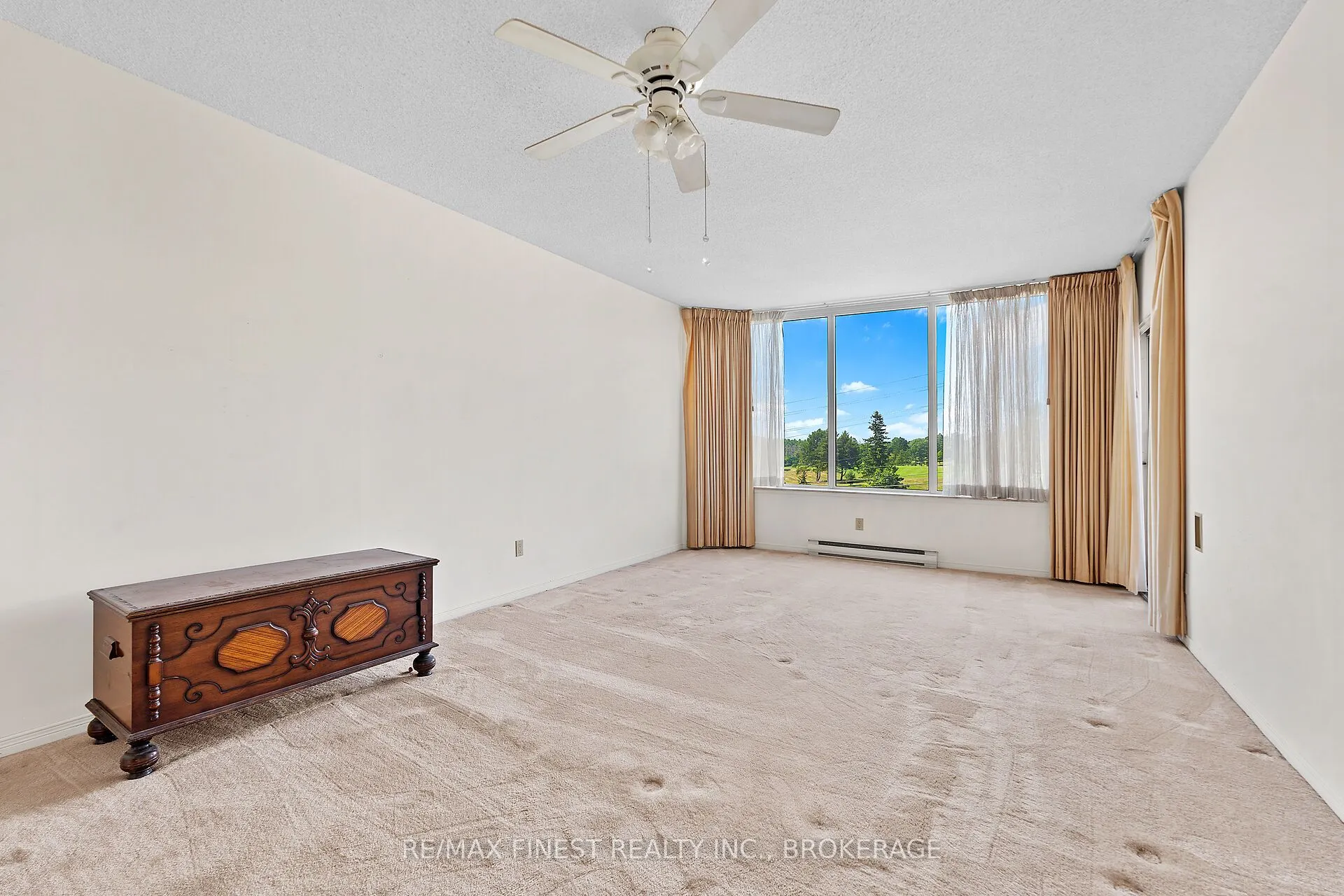 1000 King Street W, #302