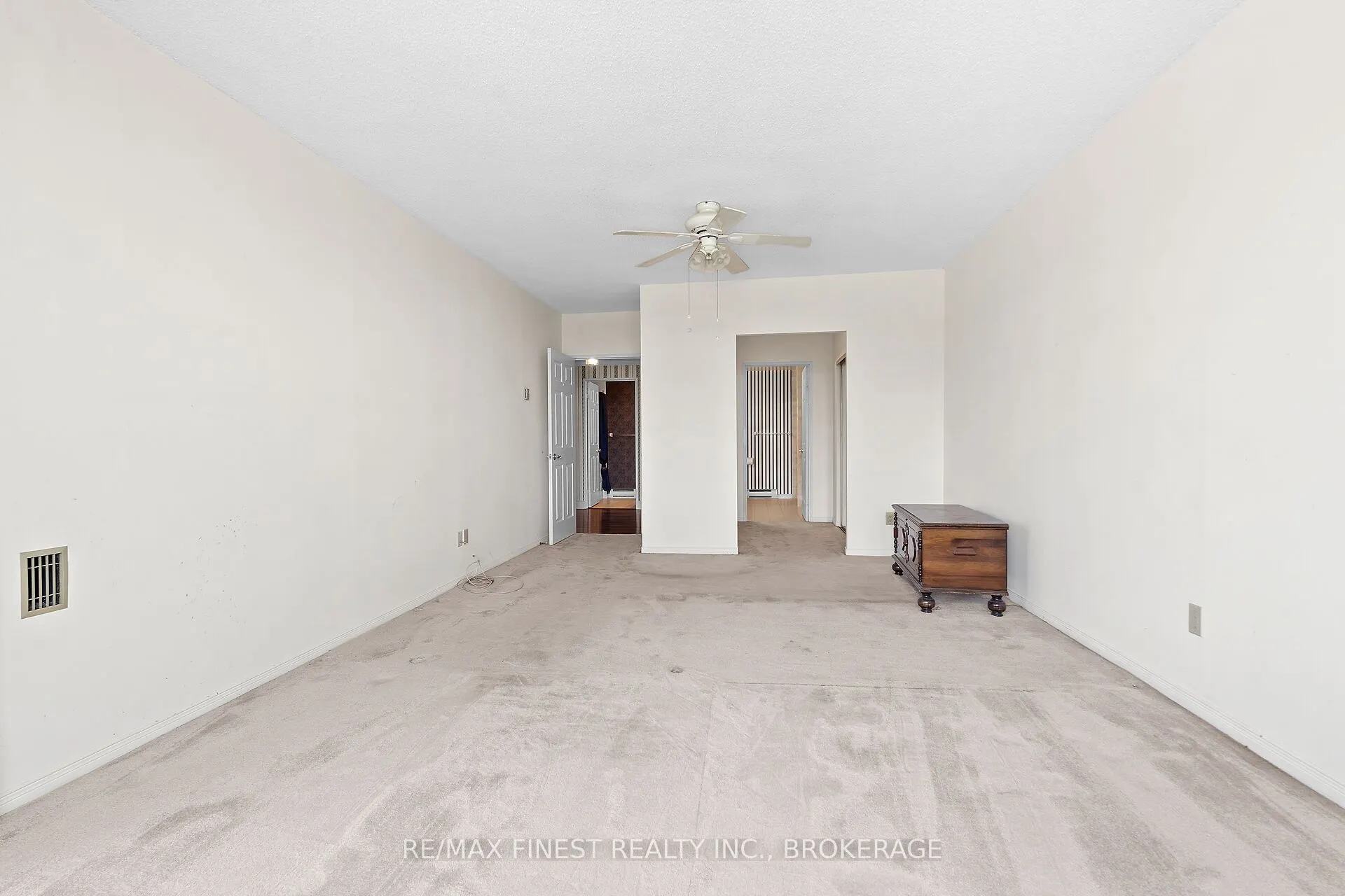 1000 King Street W, #302