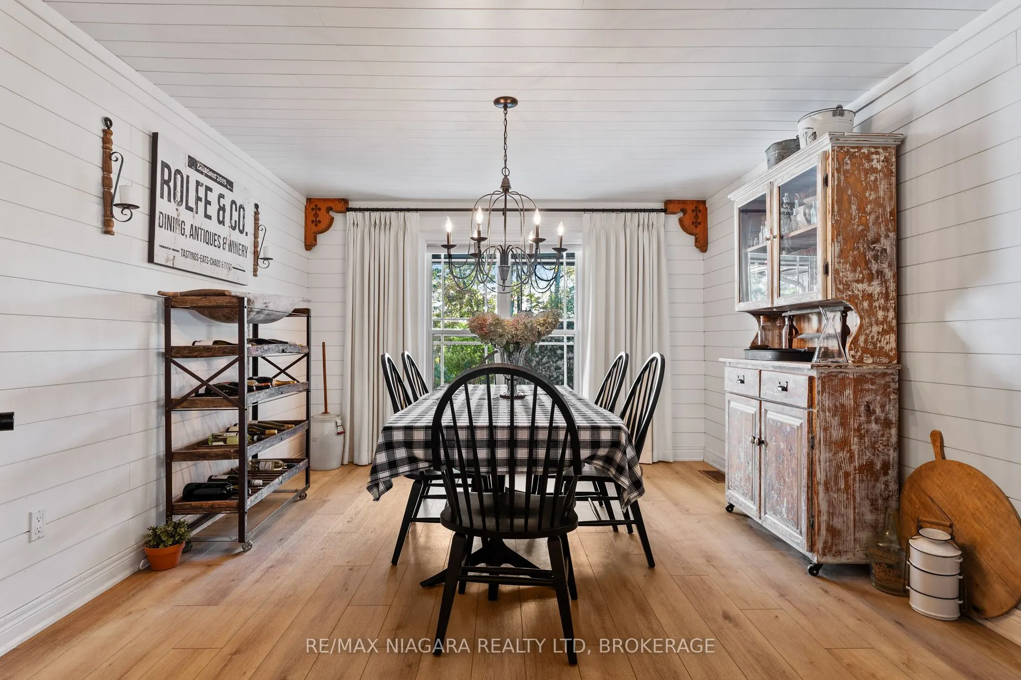 51268 Tunnacliffe Road S