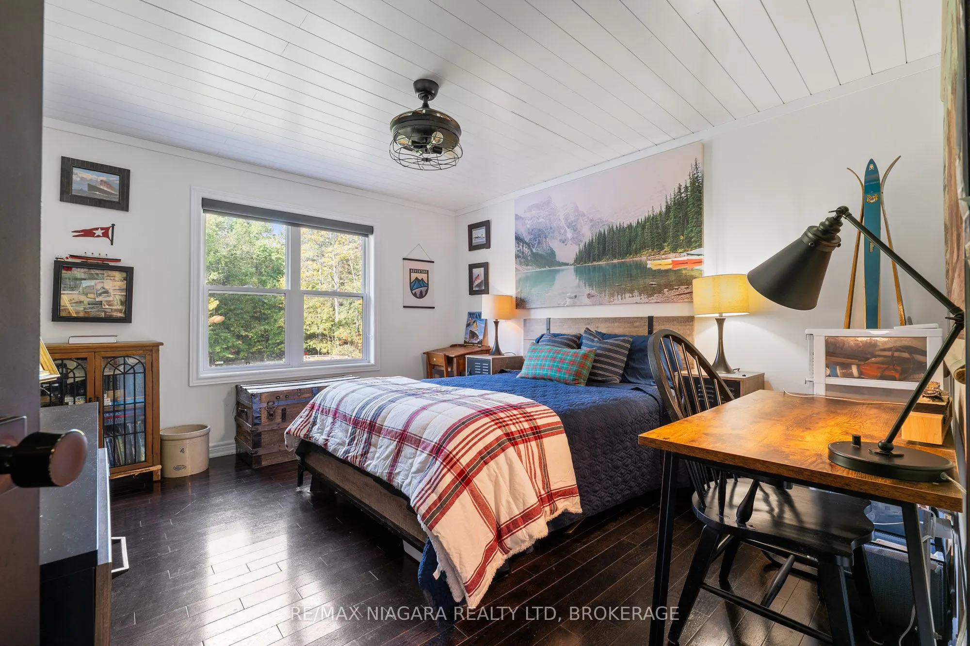 51268 Tunnacliffe Road S