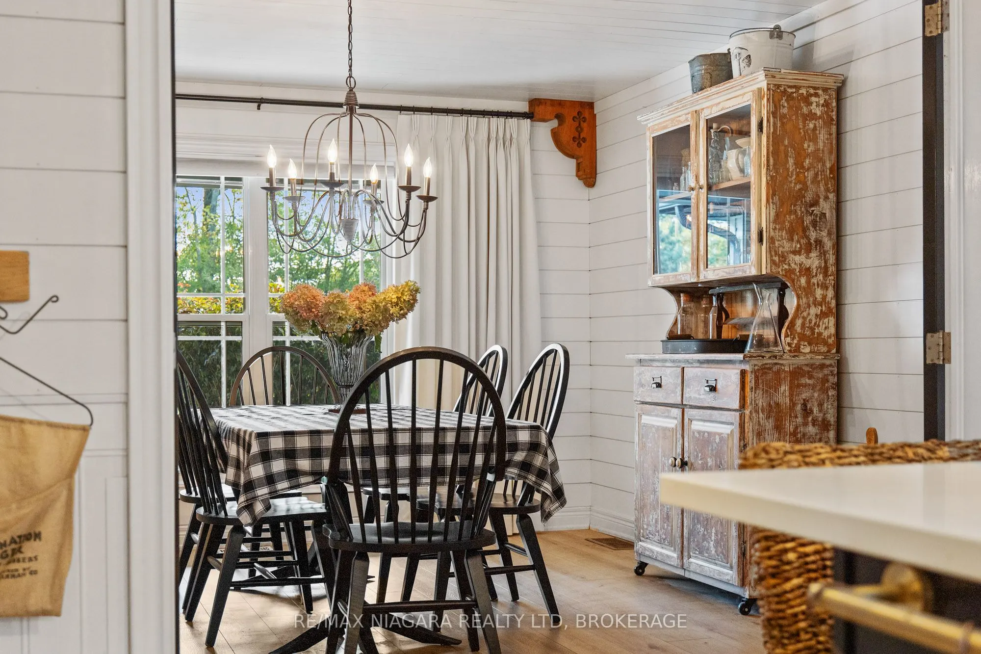 51268 Tunnacliffe Road S