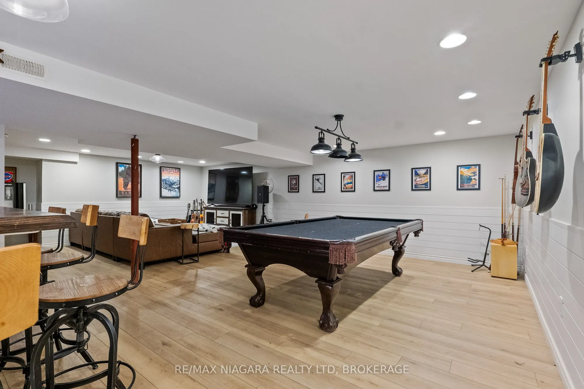 51268 Tunnacliffe Road S