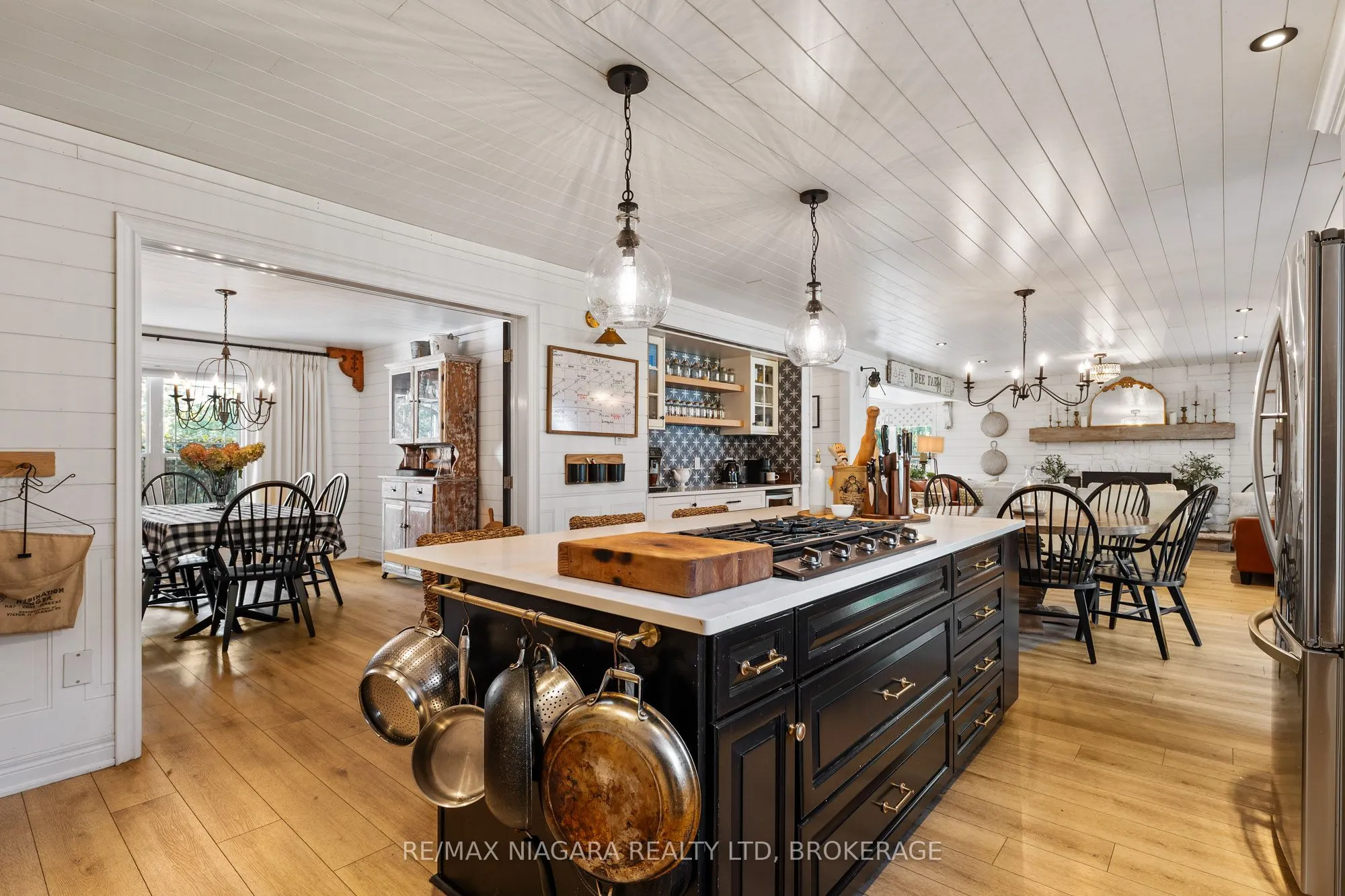 51268 Tunnacliffe Road S