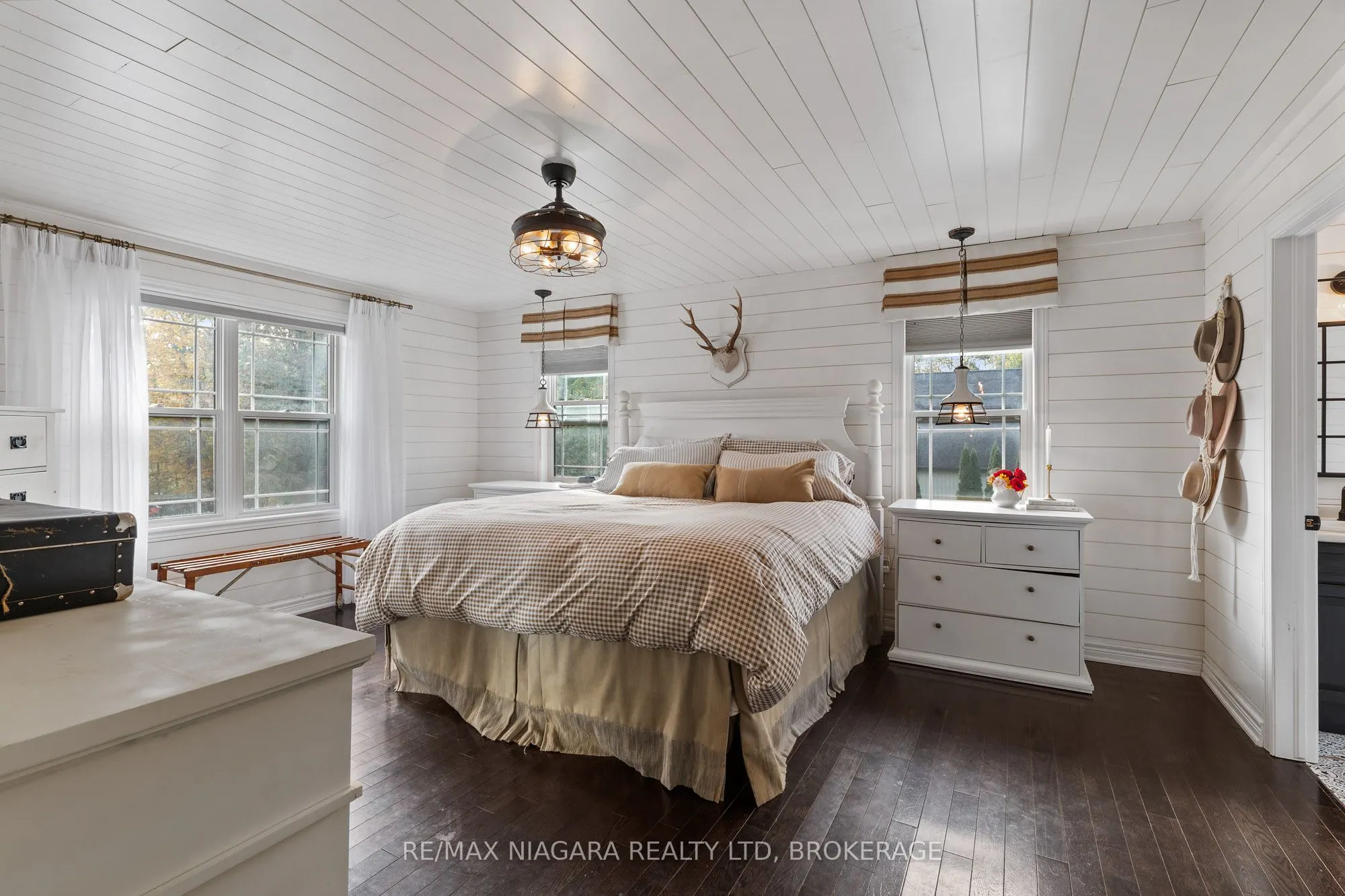 51268 Tunnacliffe Road S