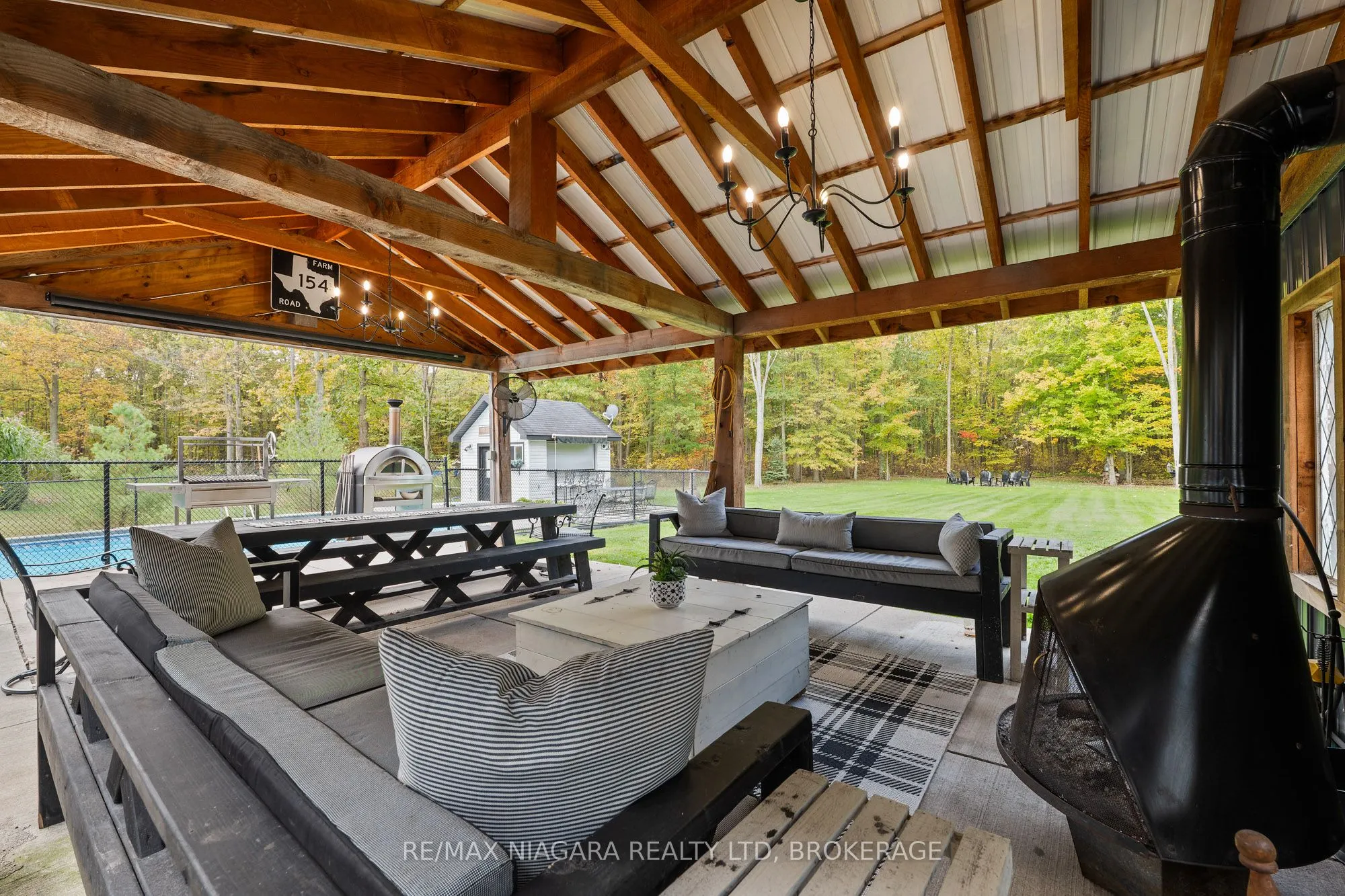 51268 Tunnacliffe Road S