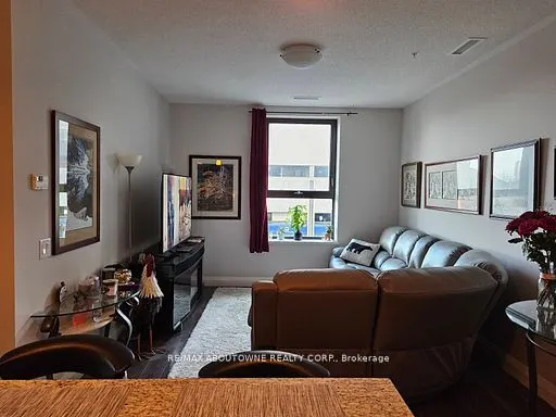 118 King Street E, #312