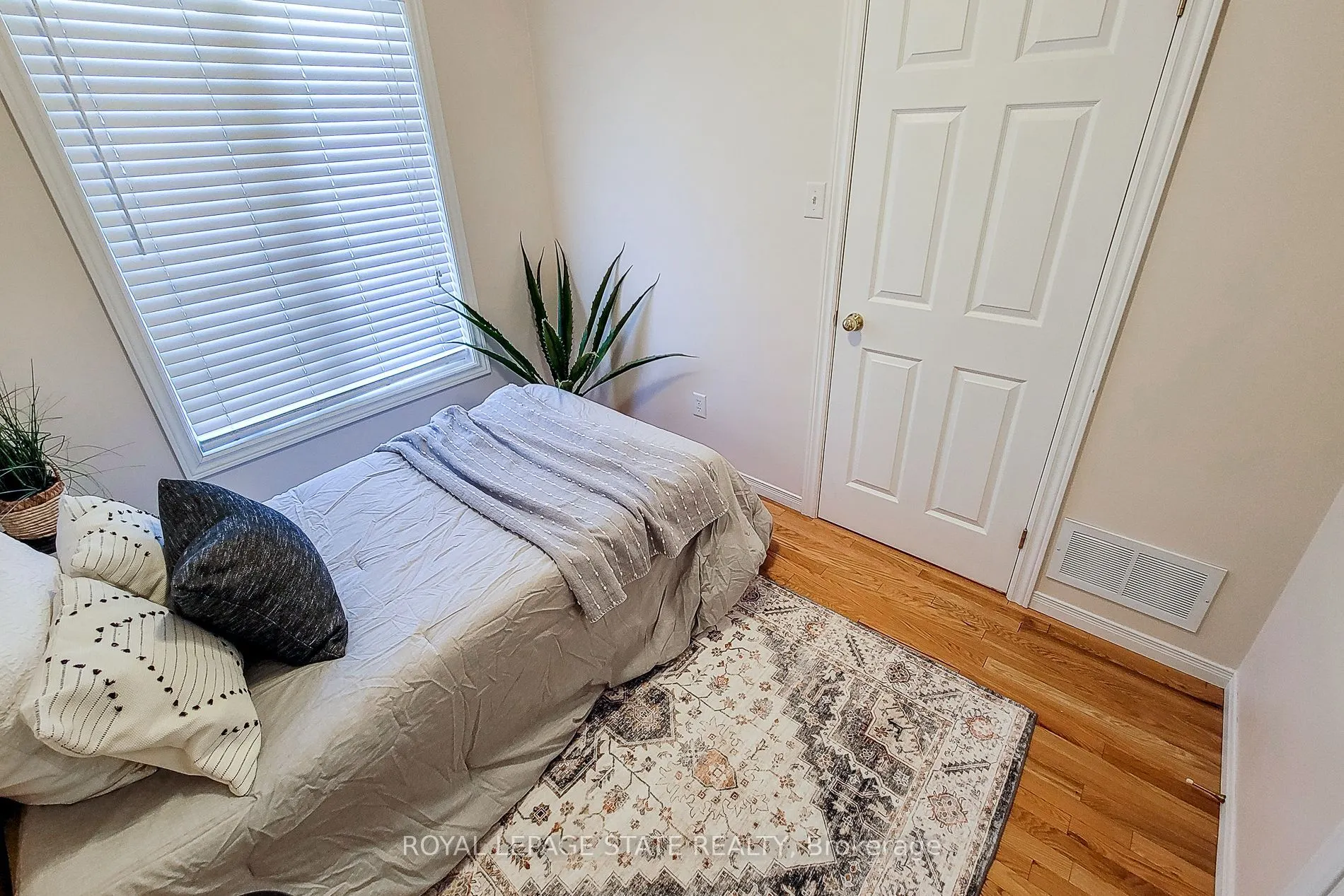 751 Rymal Road W, #22