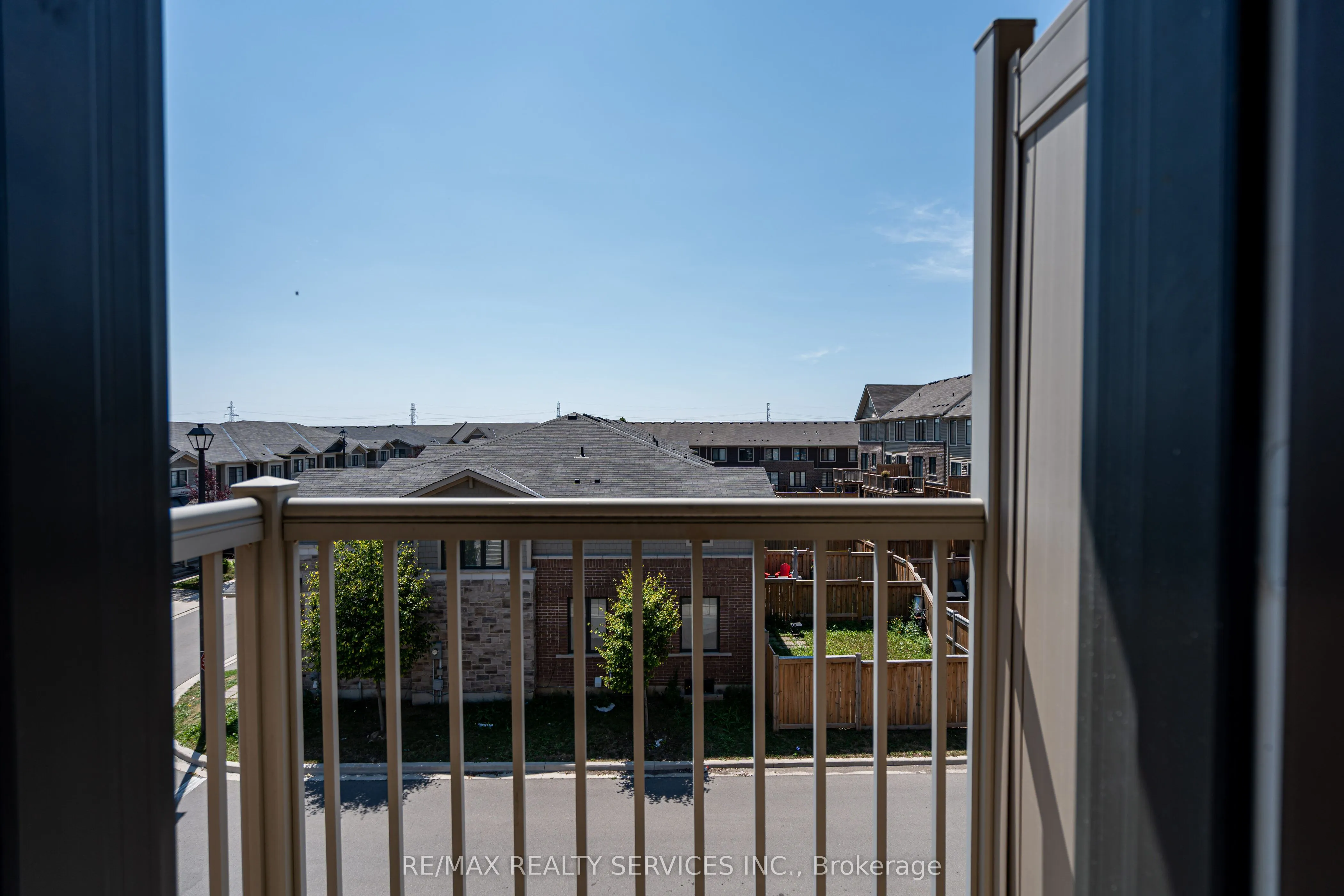 1890 Rymal Road E, #122