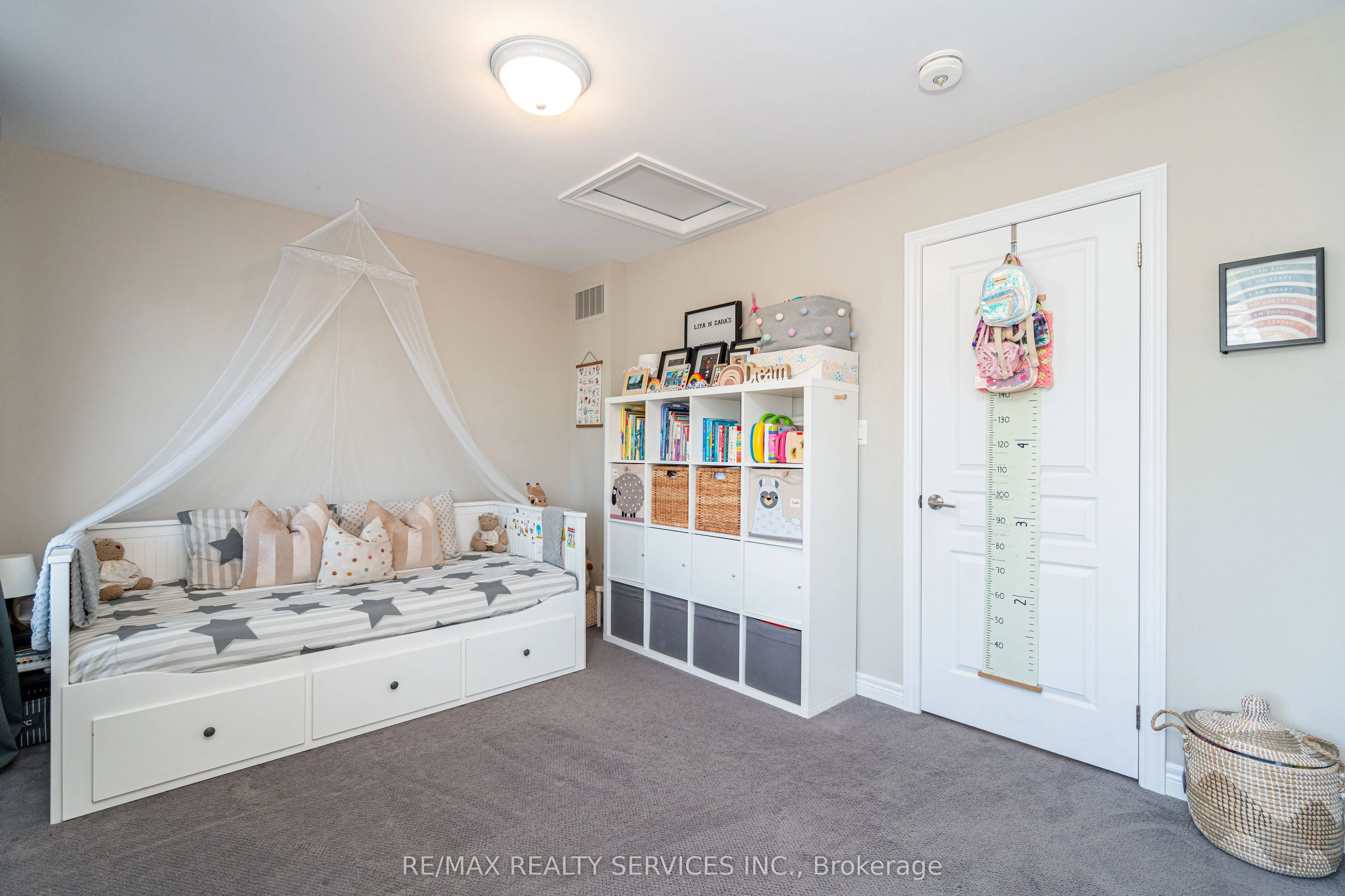 1890 Rymal Road E, #122