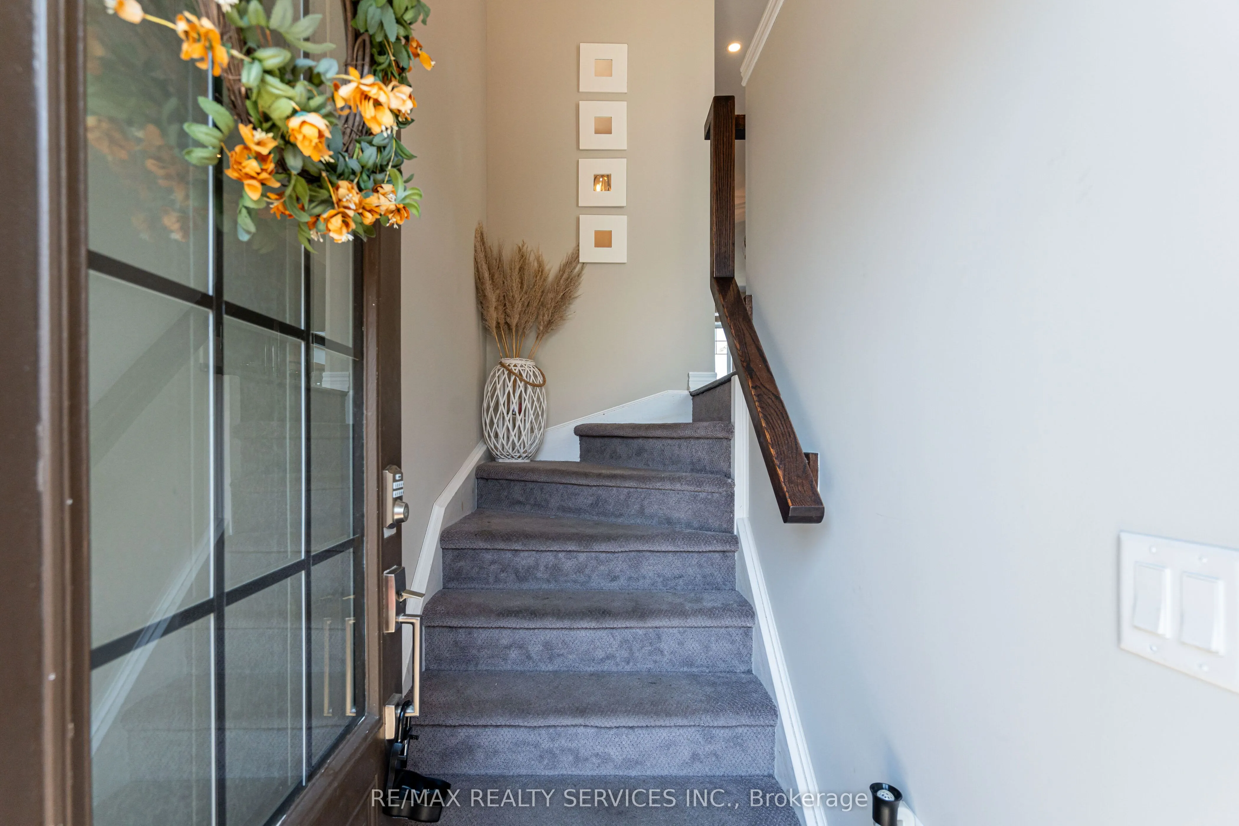 1890 Rymal Road E, #122