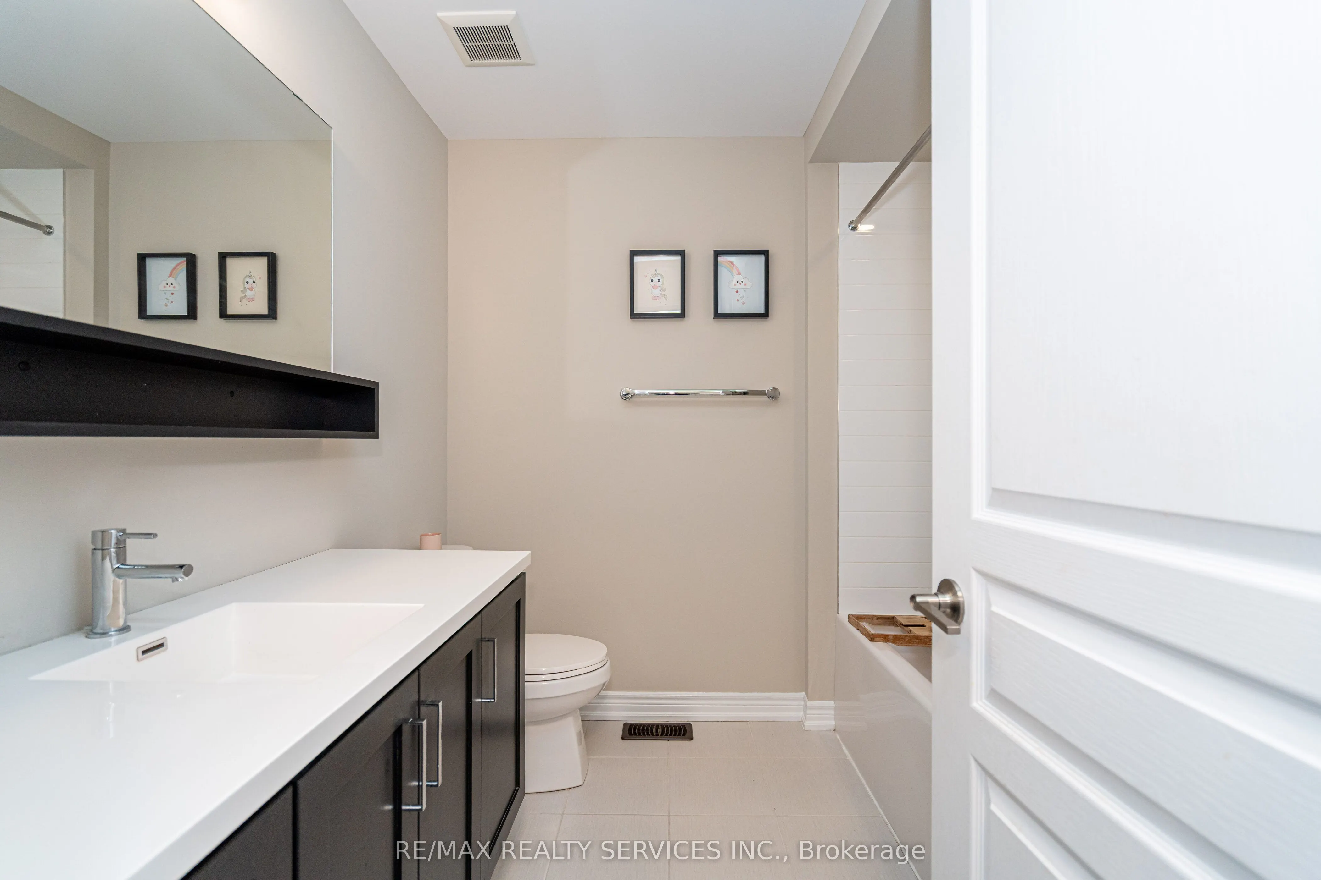 1890 Rymal Road E, #122