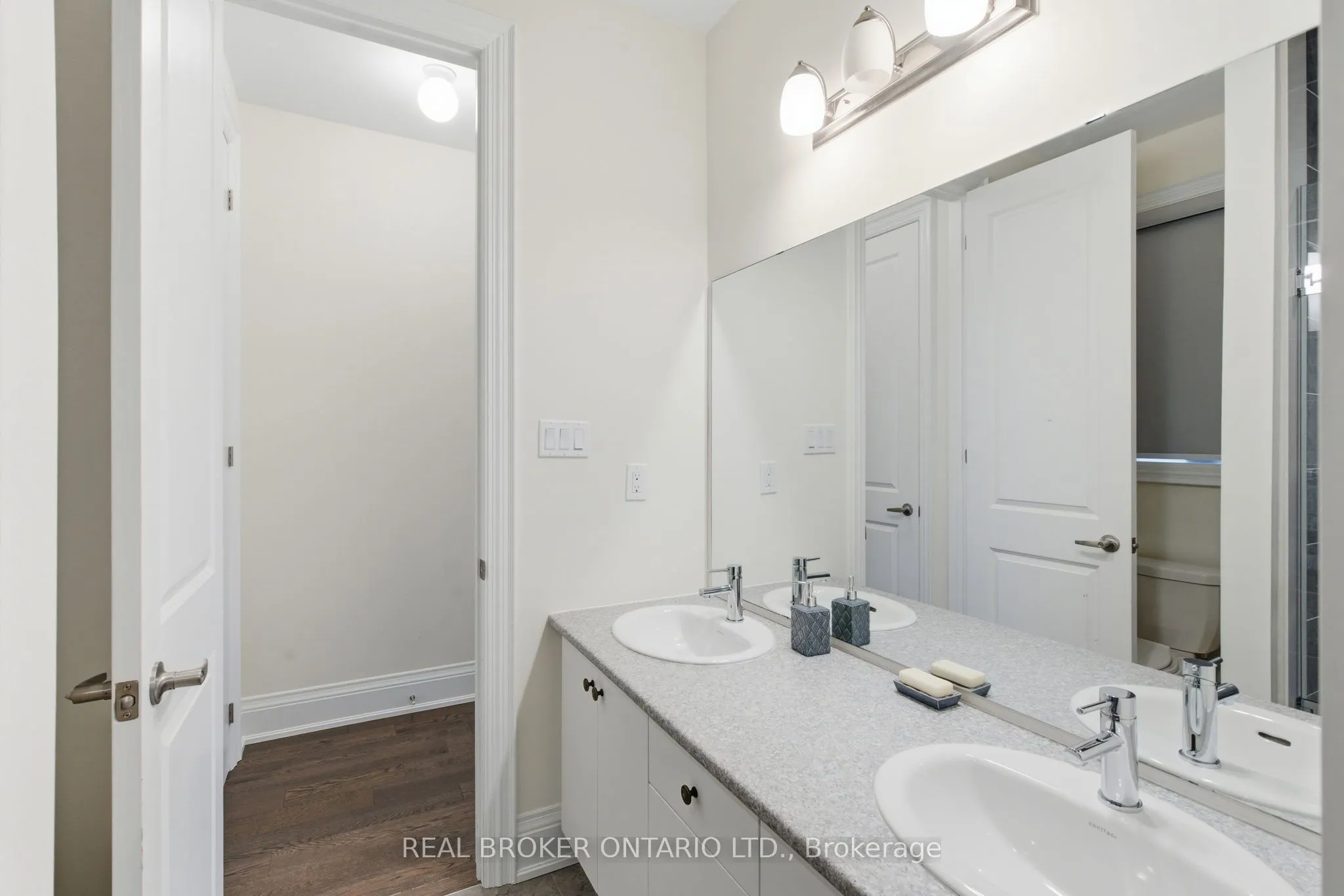 26 Autumn Frost Road