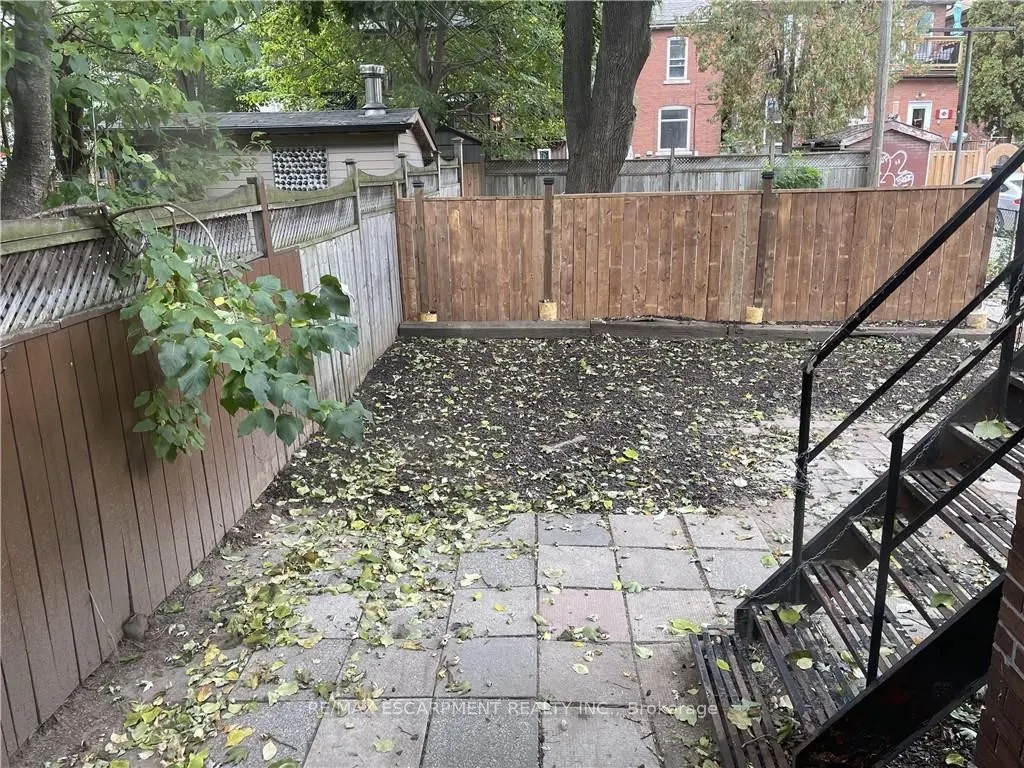 62 Barnesdale Avenue S