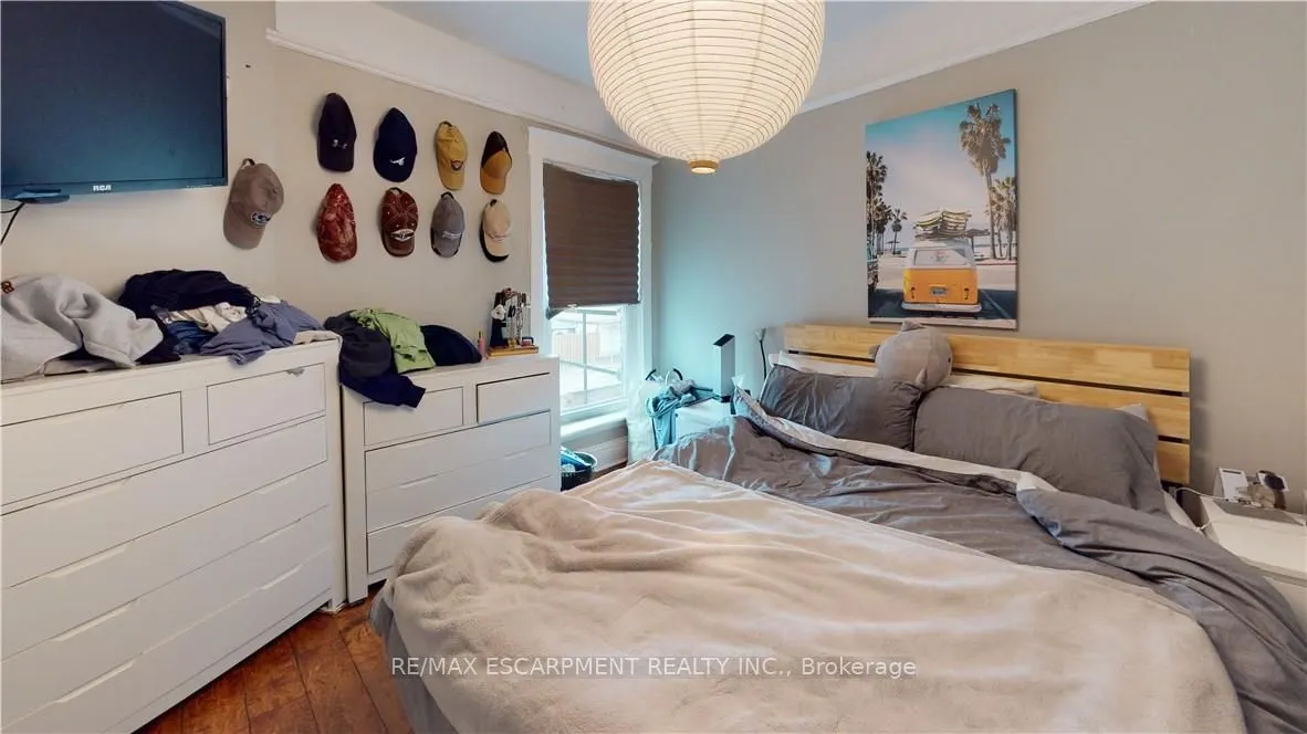 62 Barnesdale Avenue S