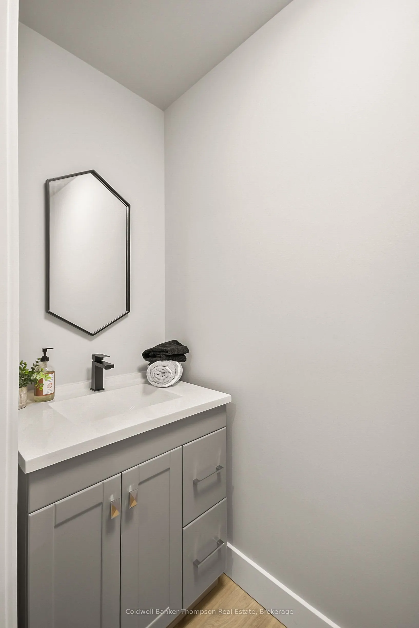 120 Vernon Shores Avenue