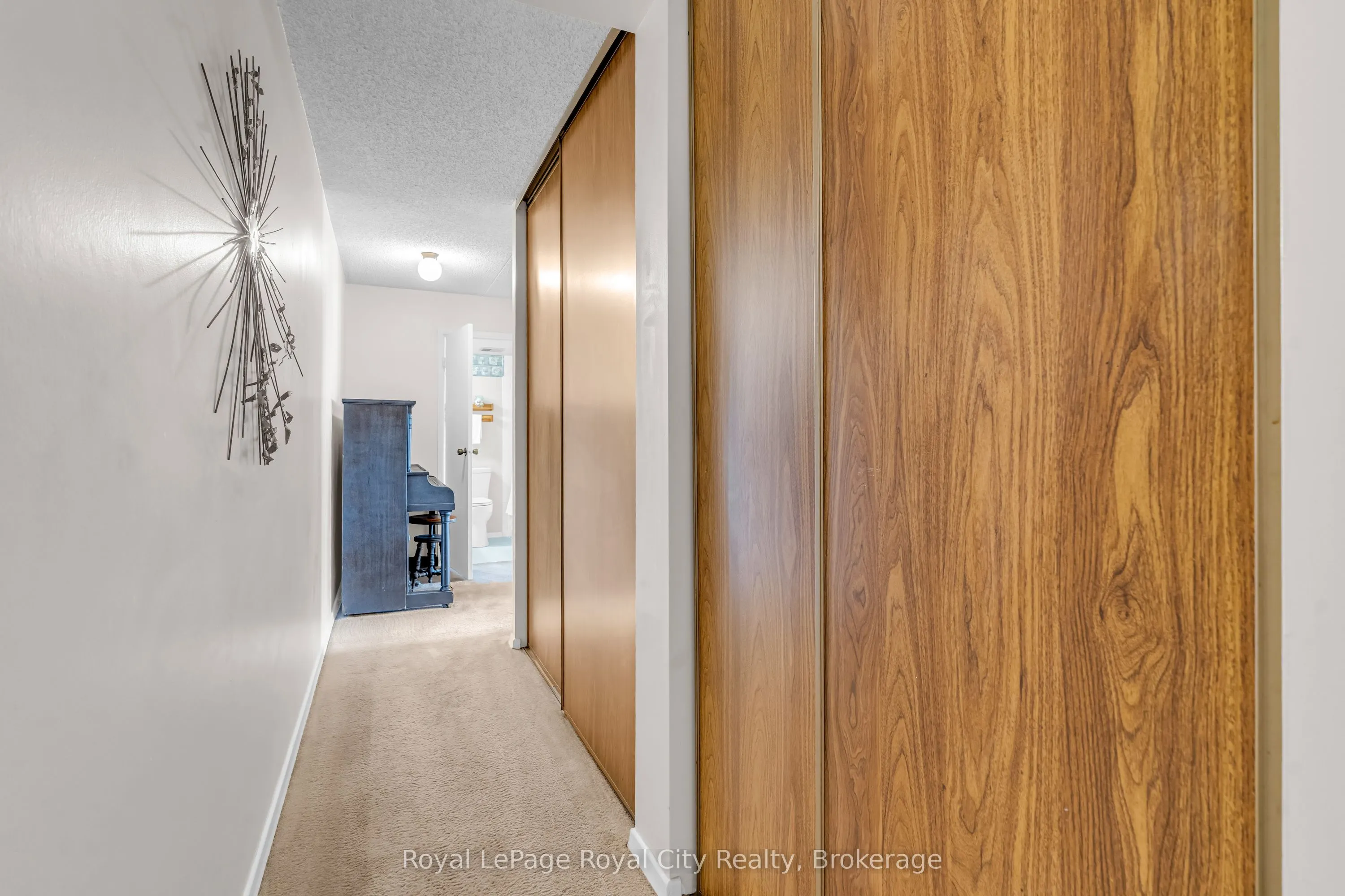 22 Marilyn Drive, #803