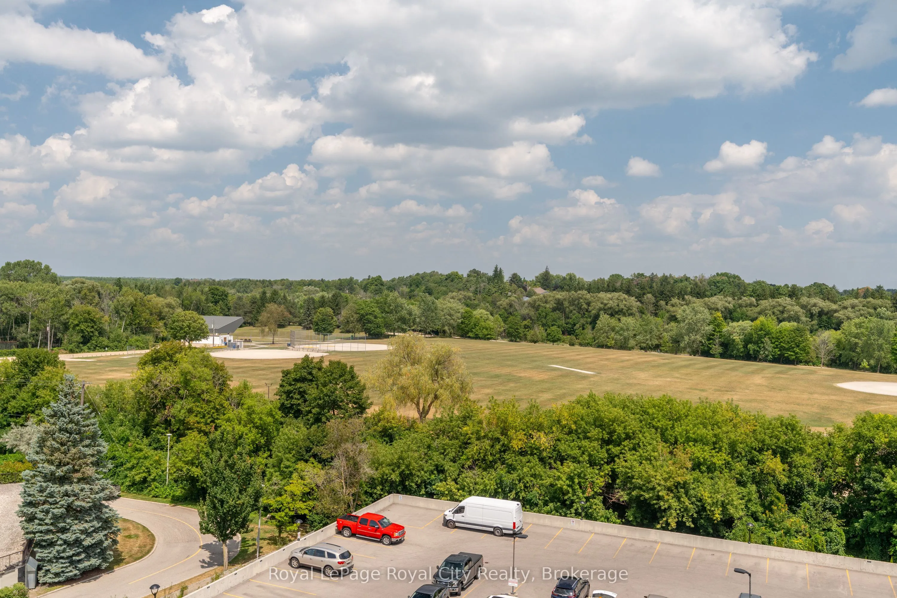 22 Marilyn Drive, #803