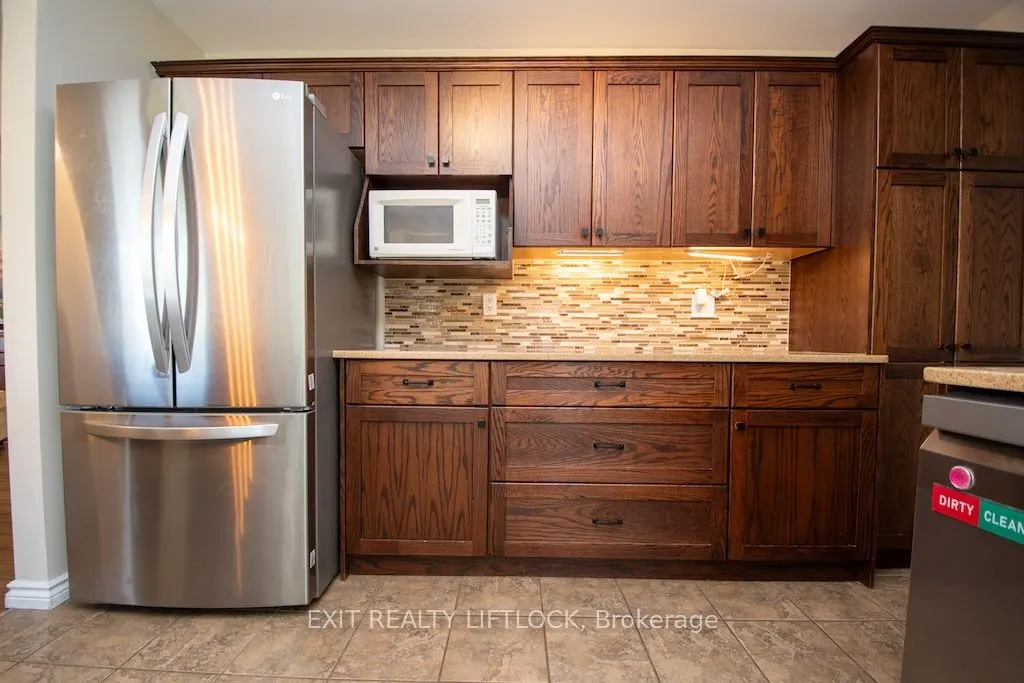 1456 Firwood Crescent