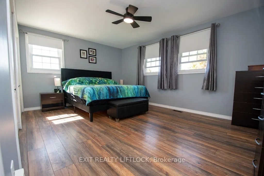 1456 Firwood Crescent