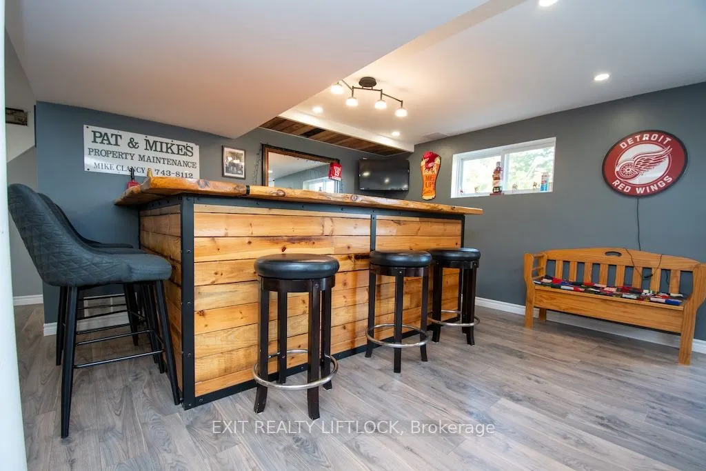 1456 Firwood Crescent