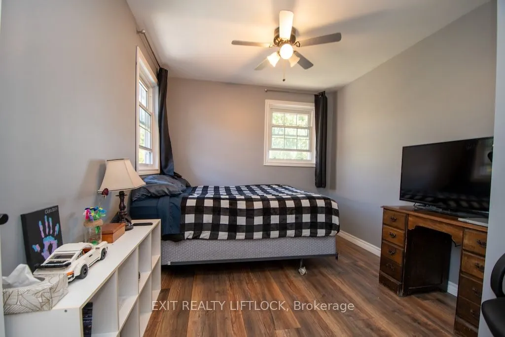 1456 Firwood Crescent