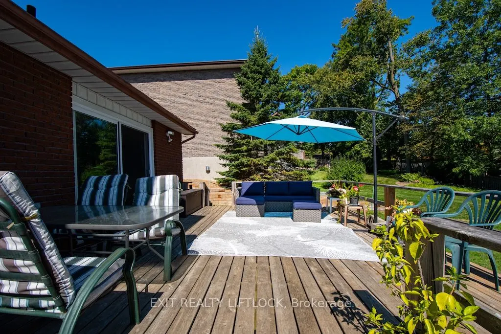 1456 Firwood Crescent