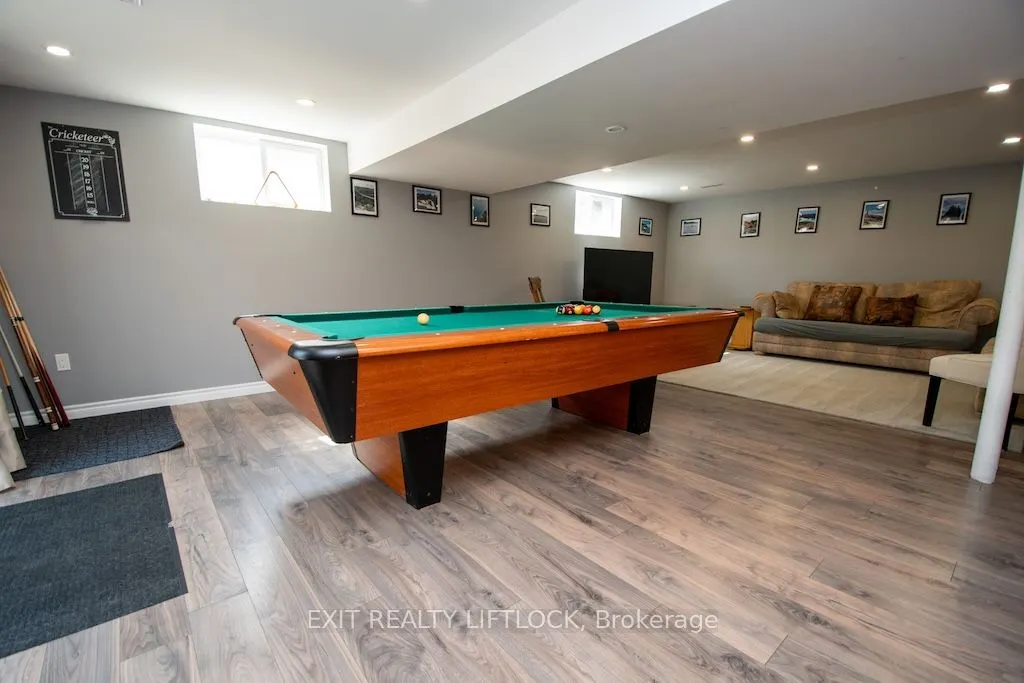 1456 Firwood Crescent