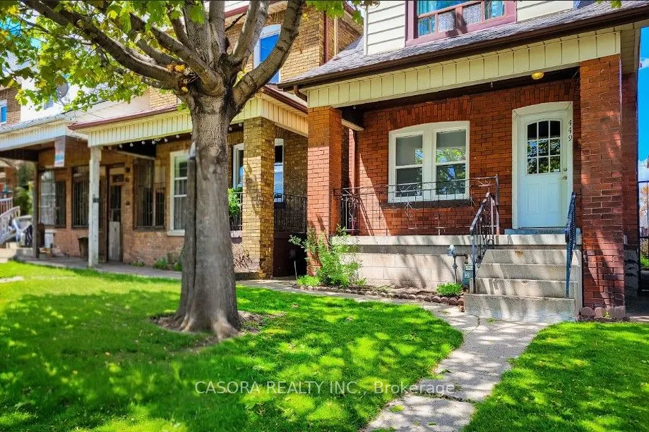 449 Hughson Street N