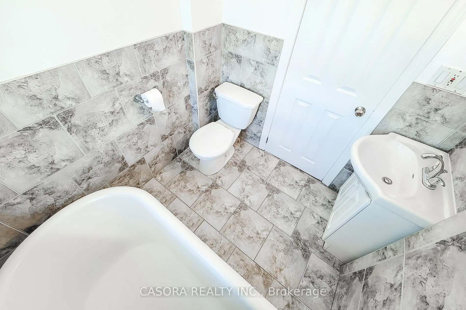 449 Hughson Street N