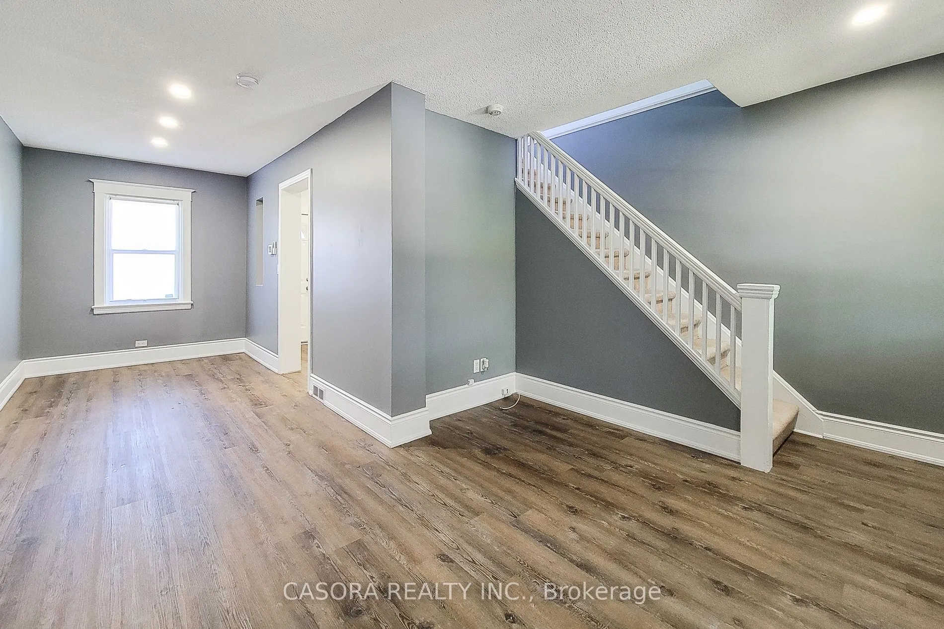 449 Hughson Street N