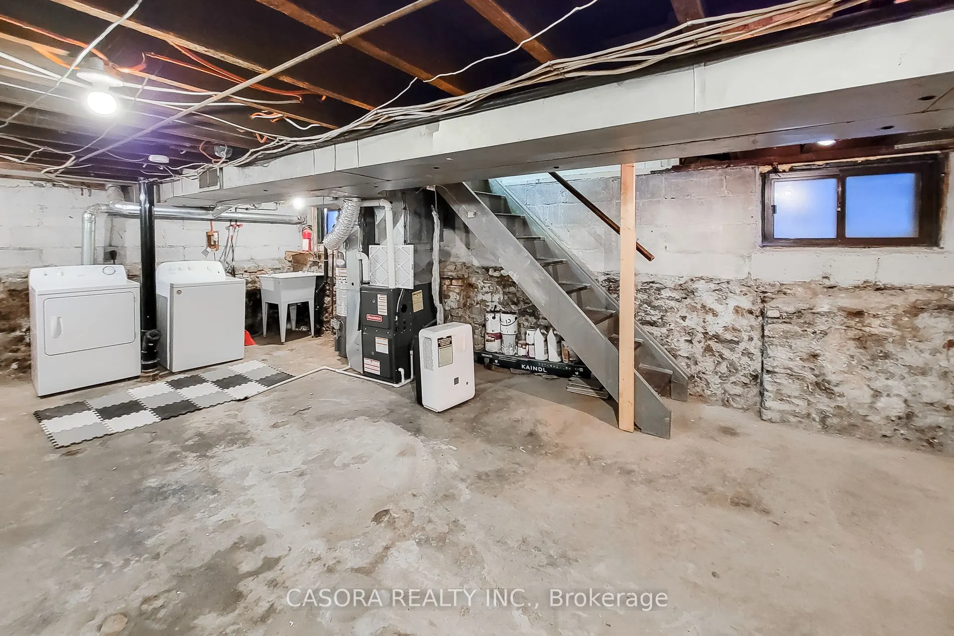 449 Hughson Street N