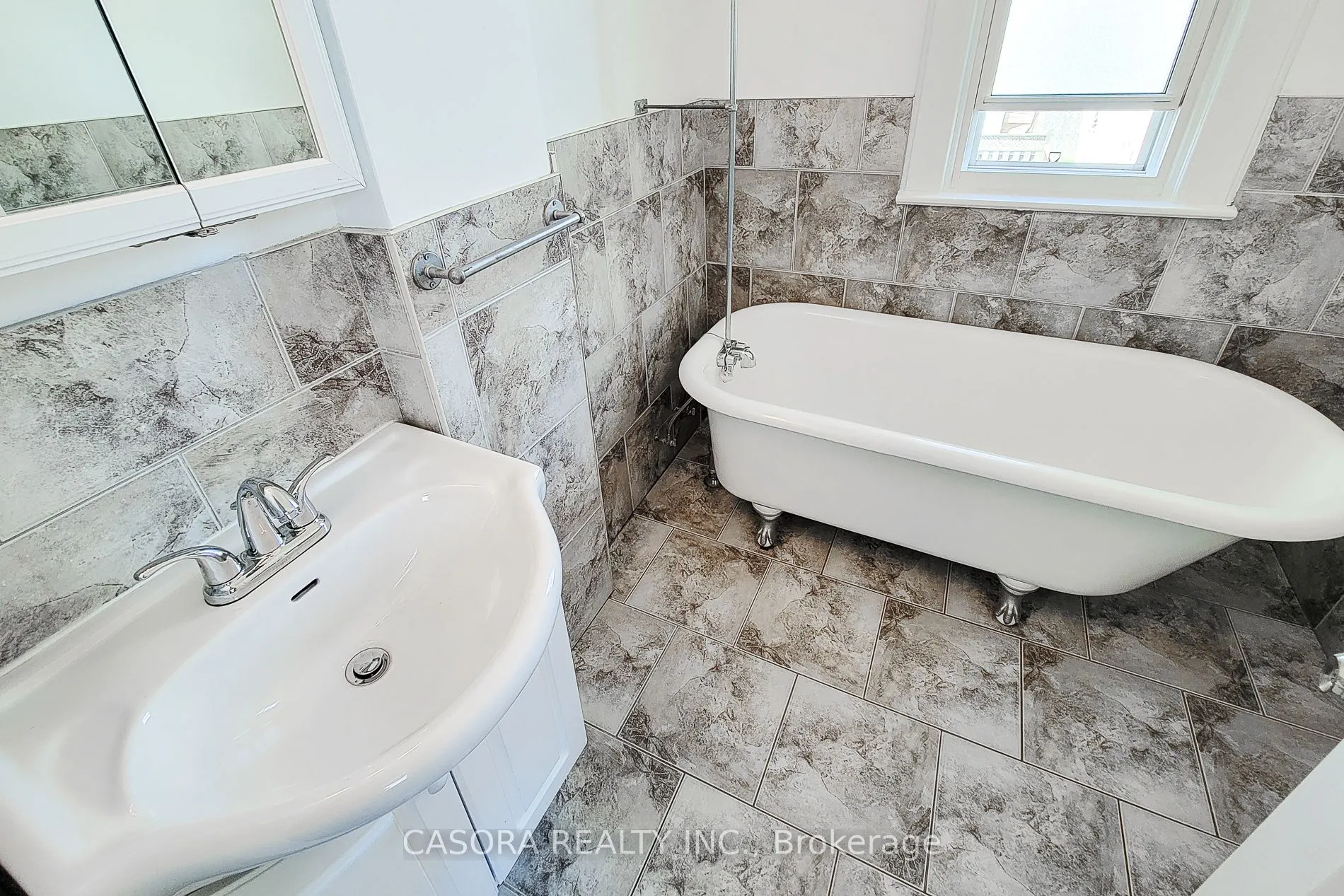 449 Hughson Street N