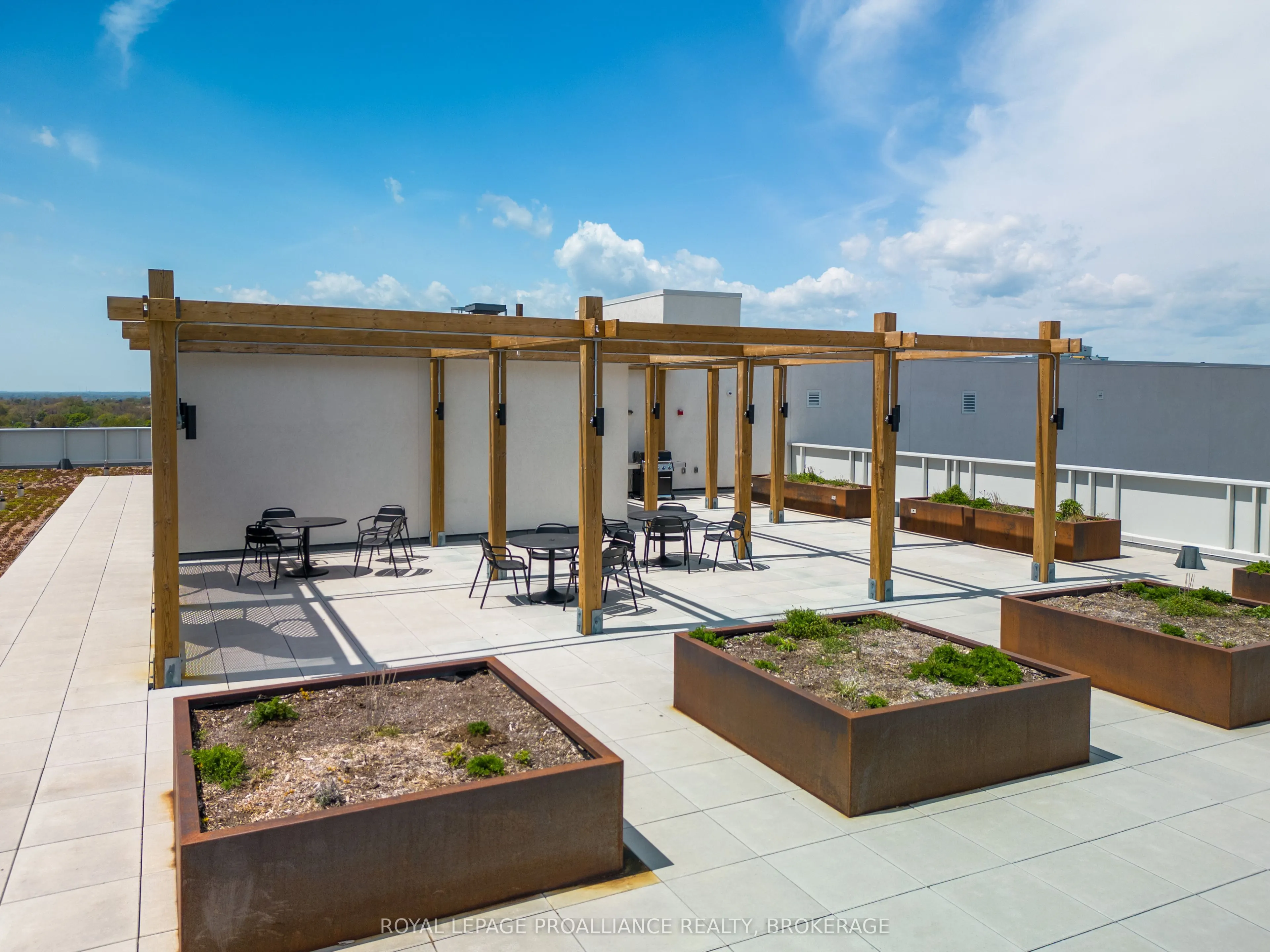 652 Princess Street, #1023