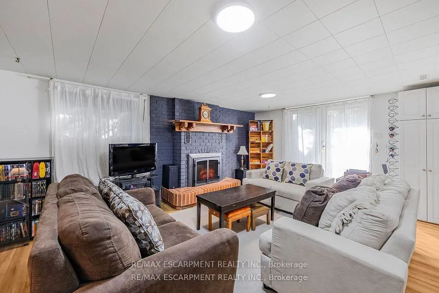 172 Old Ancaster Road