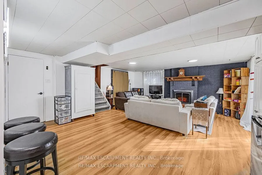 172 Old Ancaster Road