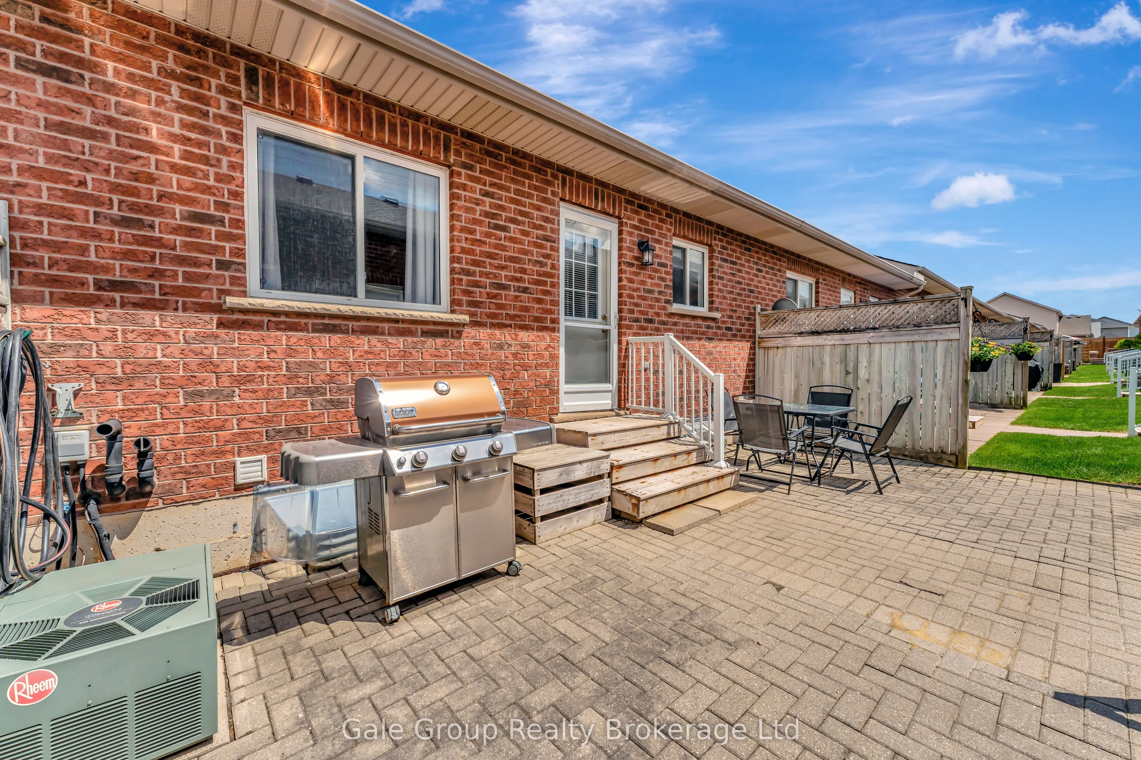 693 Southwood Way, #9