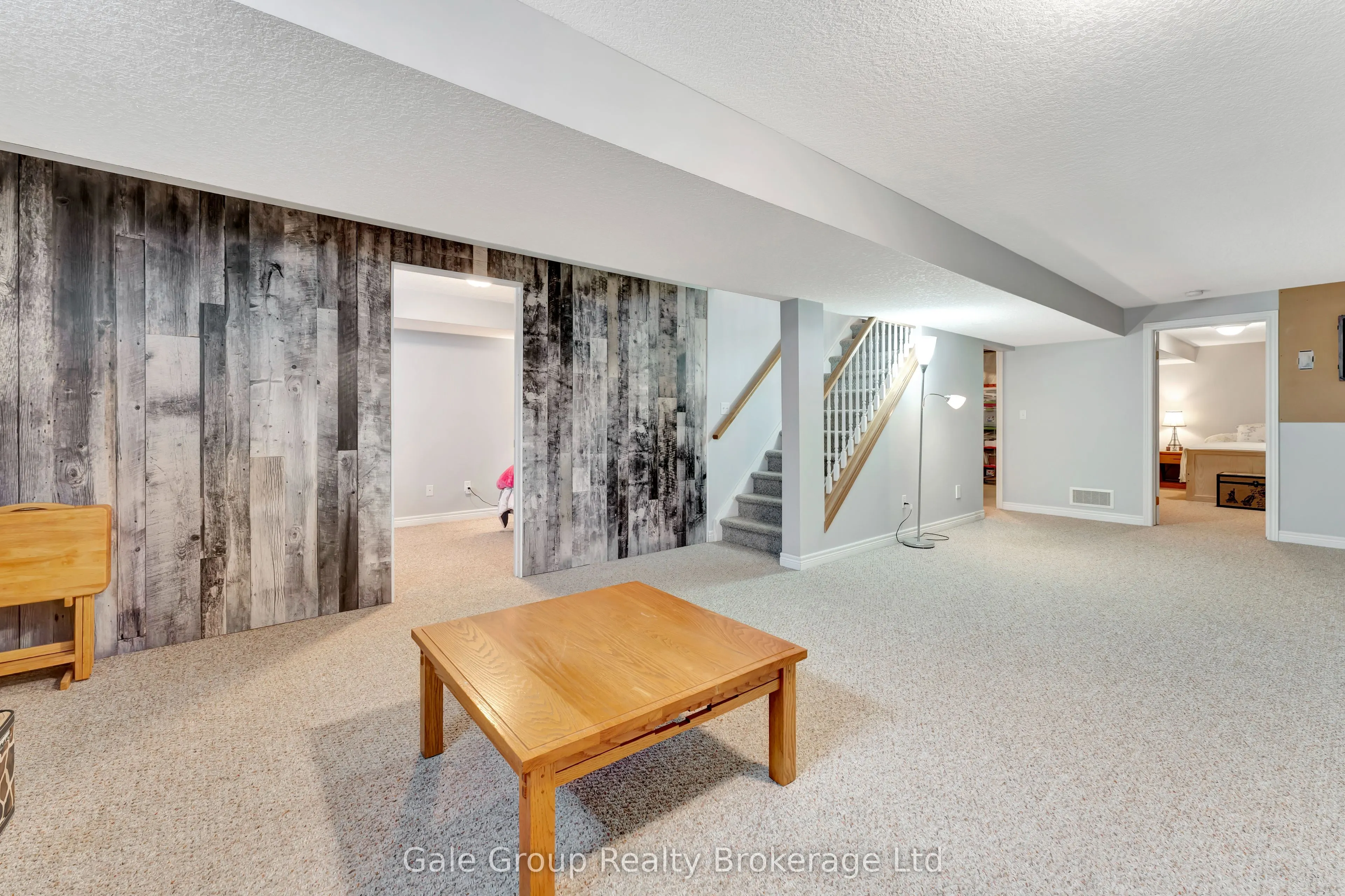 693 Southwood Way, #9