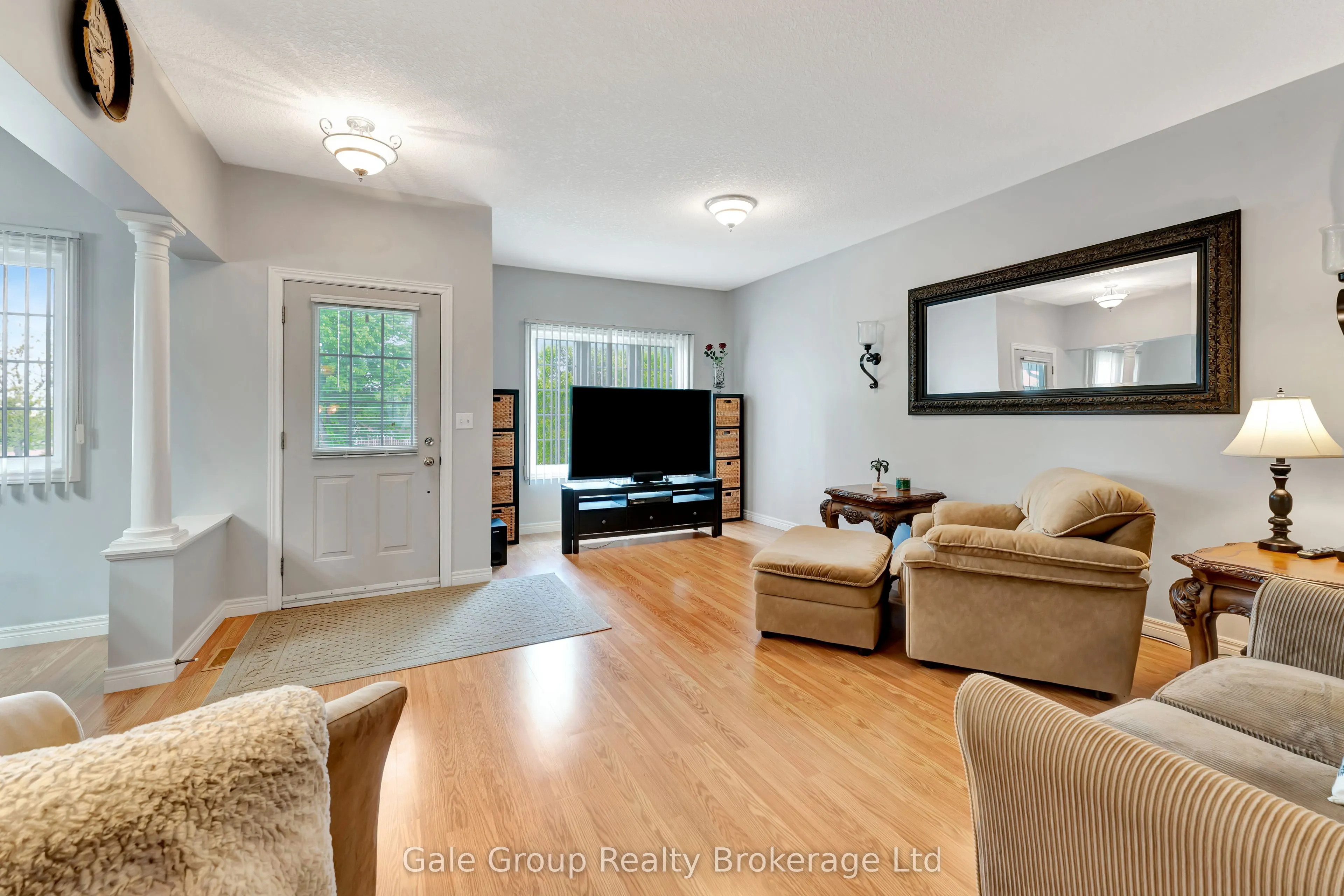 693 Southwood Way, #9