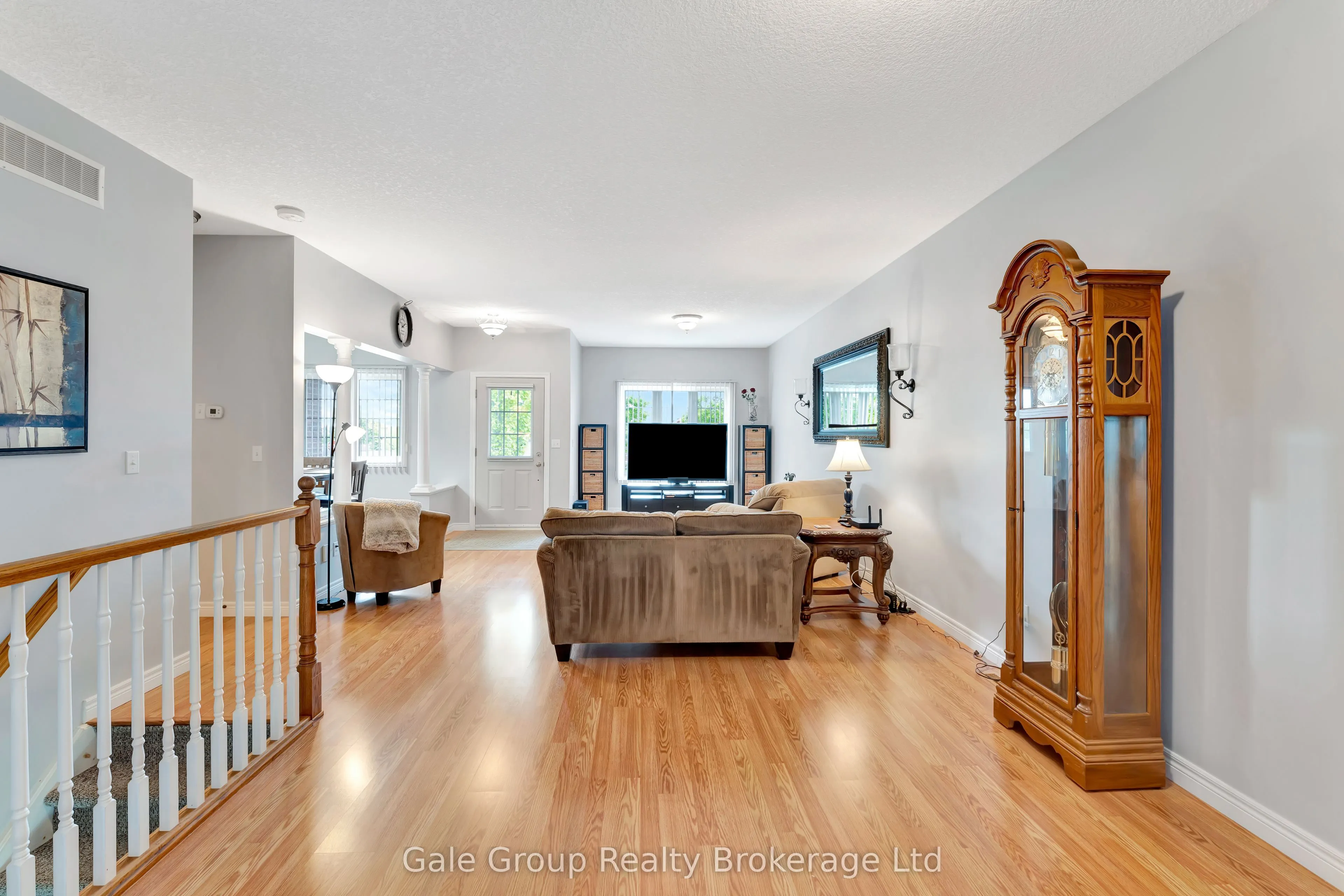 693 Southwood Way, #9