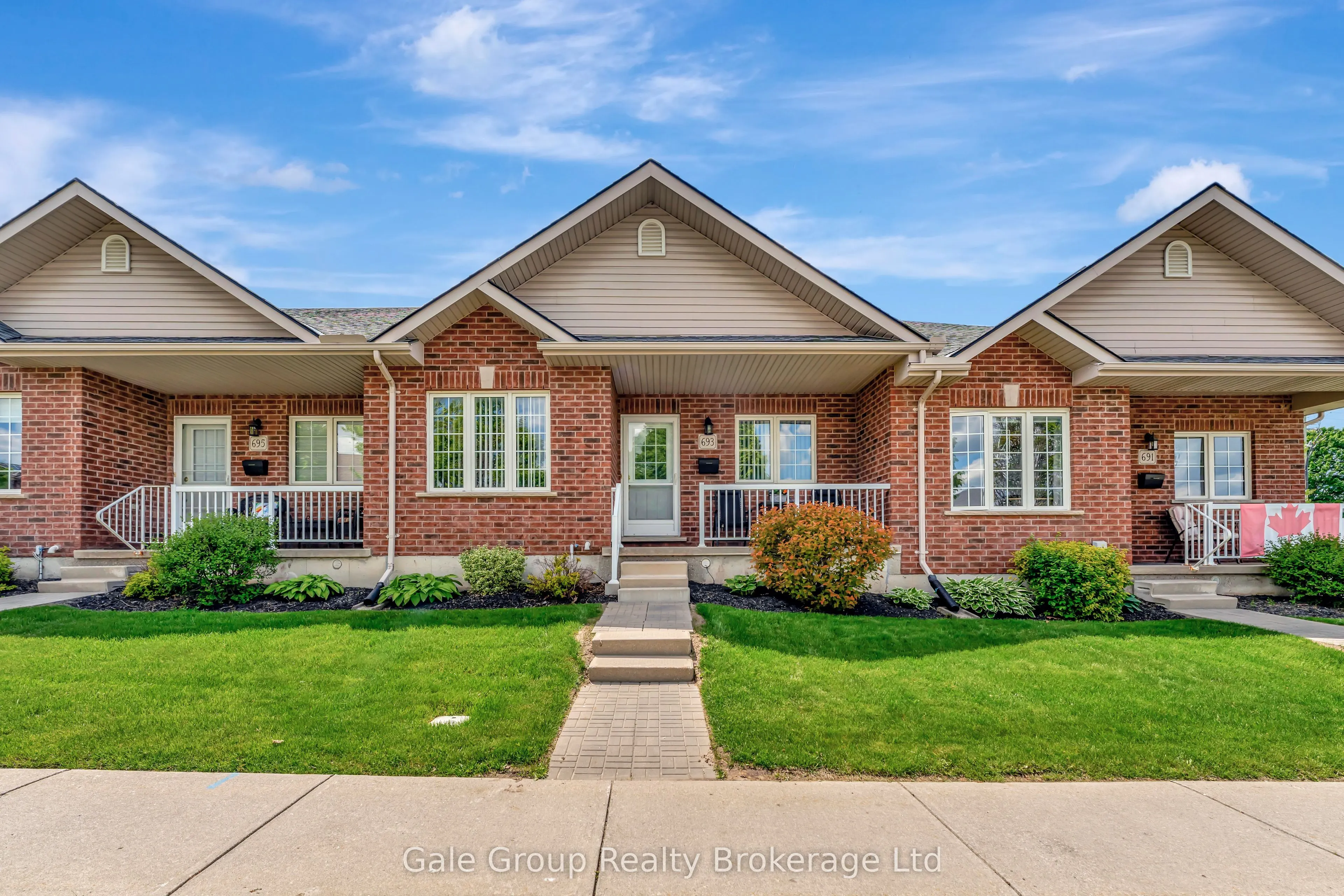 693 Southwood Way, #9