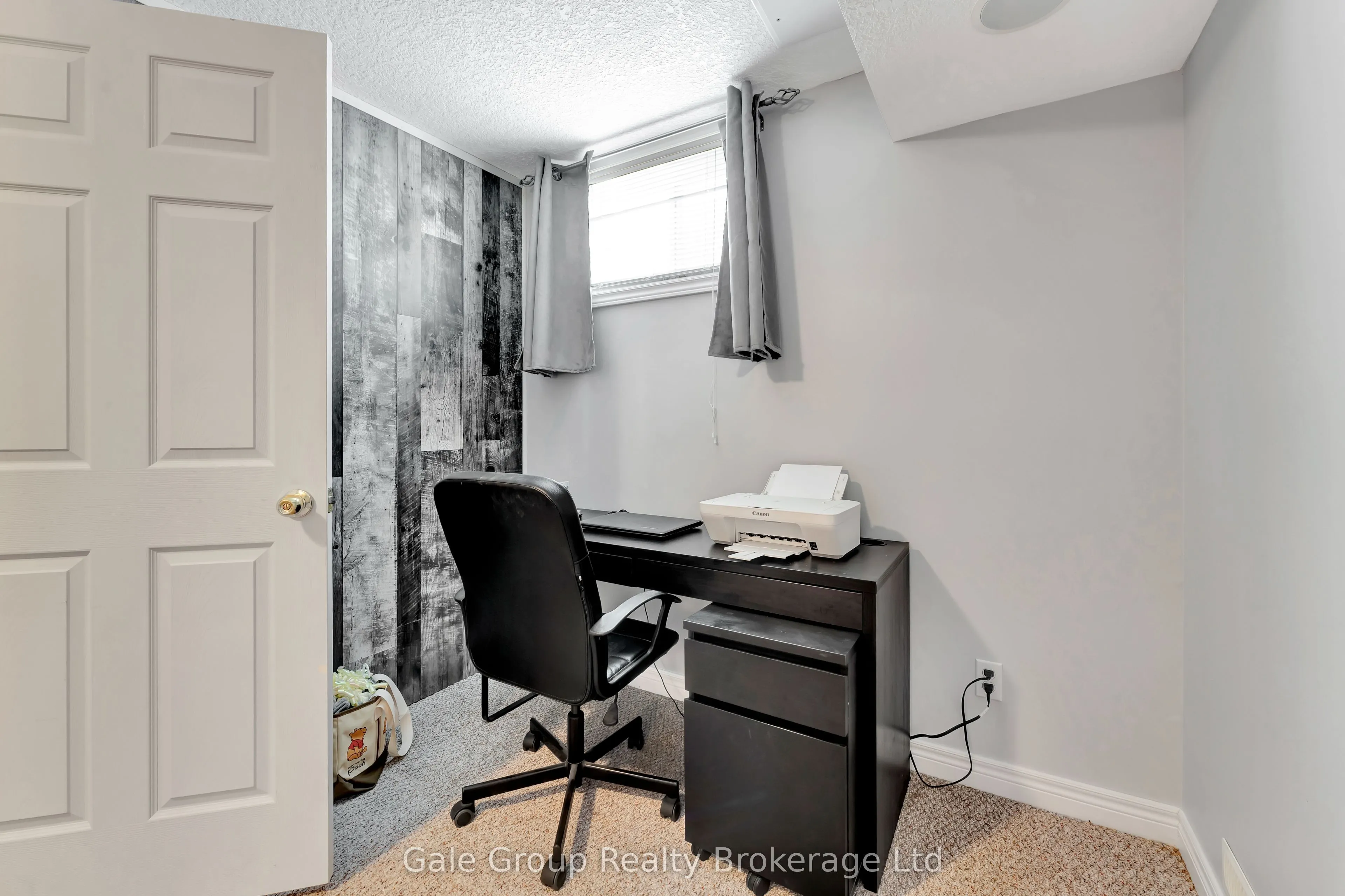 693 Southwood Way, #9