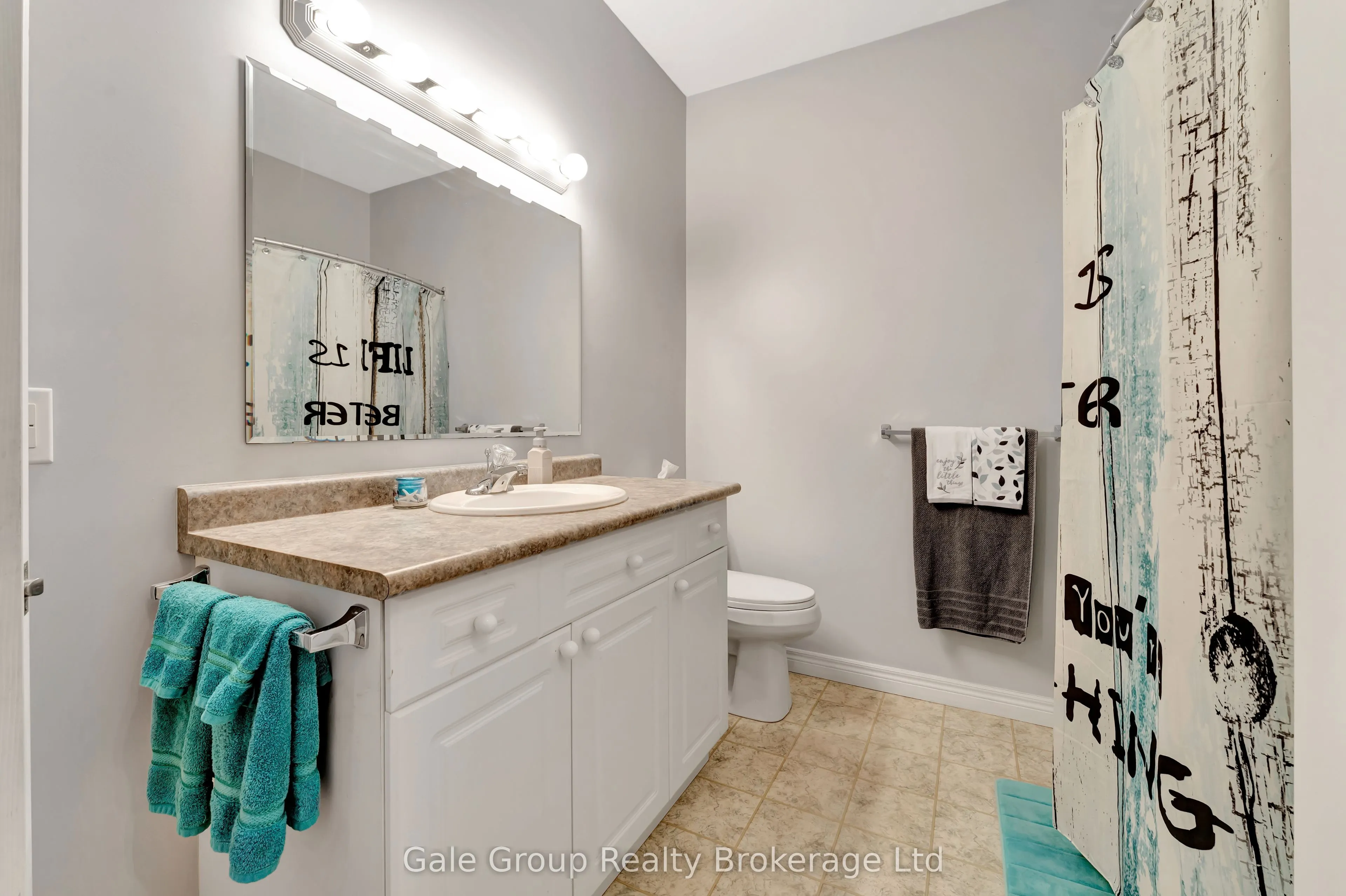 693 Southwood Way, #9