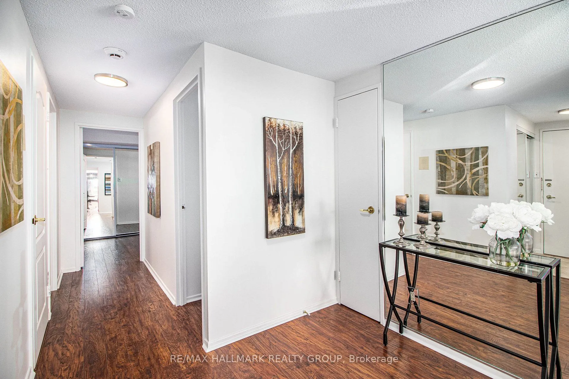 158C McArthur Avenue, #PH4