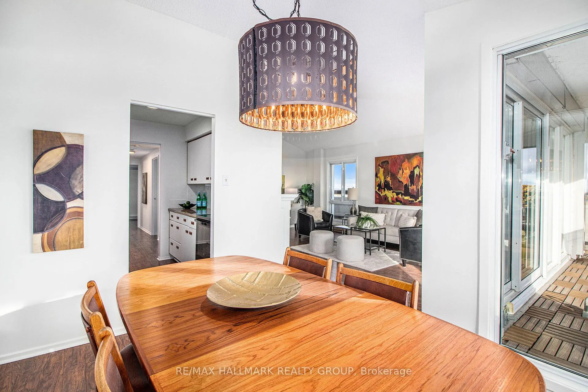 158C McArthur Avenue, #PH4