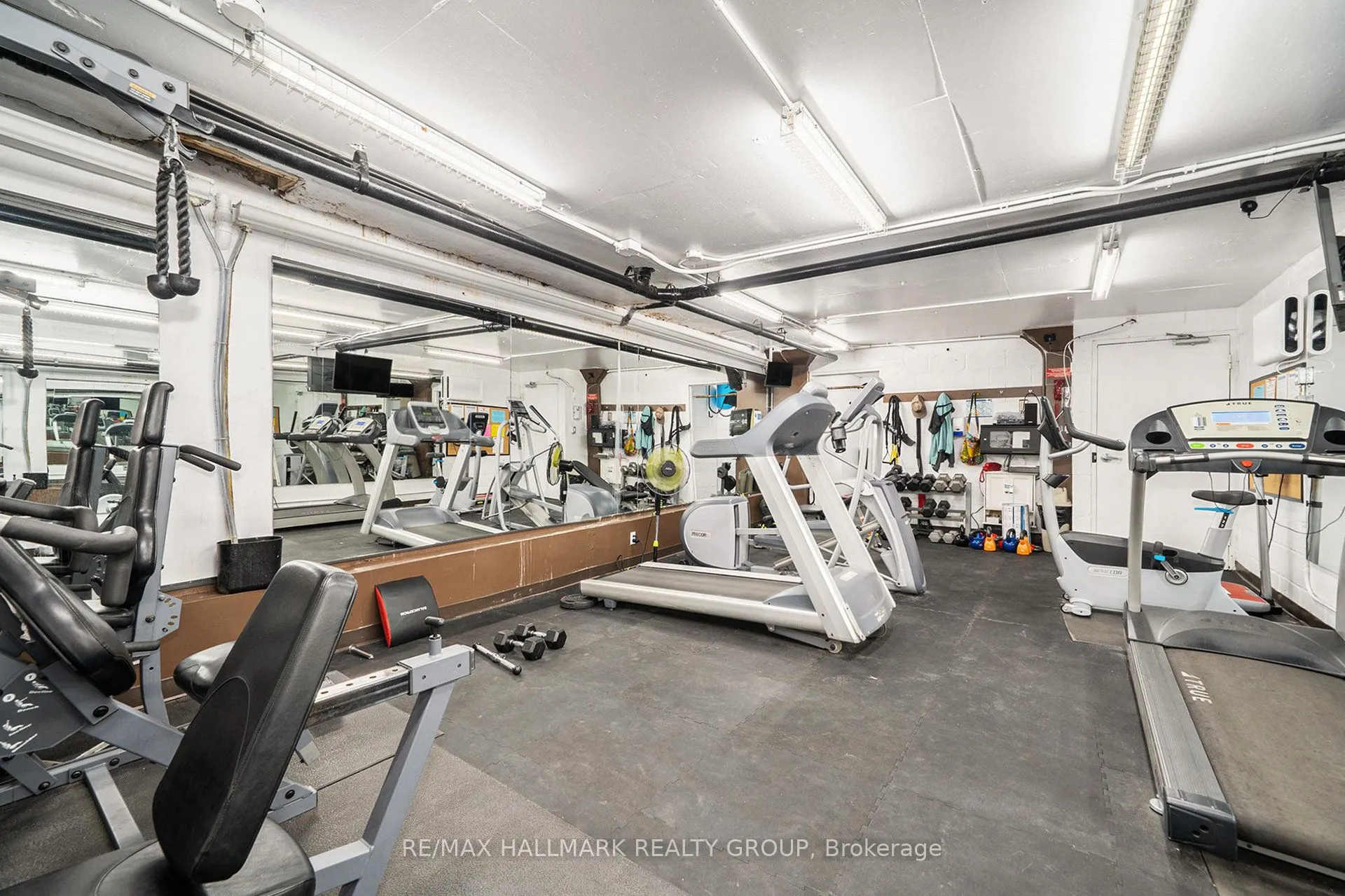 158C McArthur Avenue, #PH4