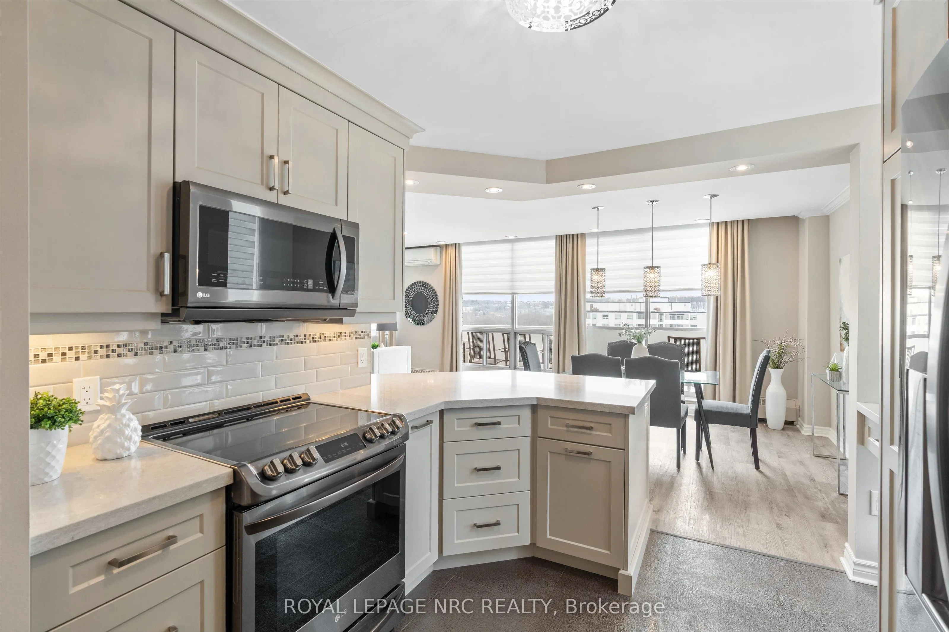 15 Towering Heights Boulevard, #1202