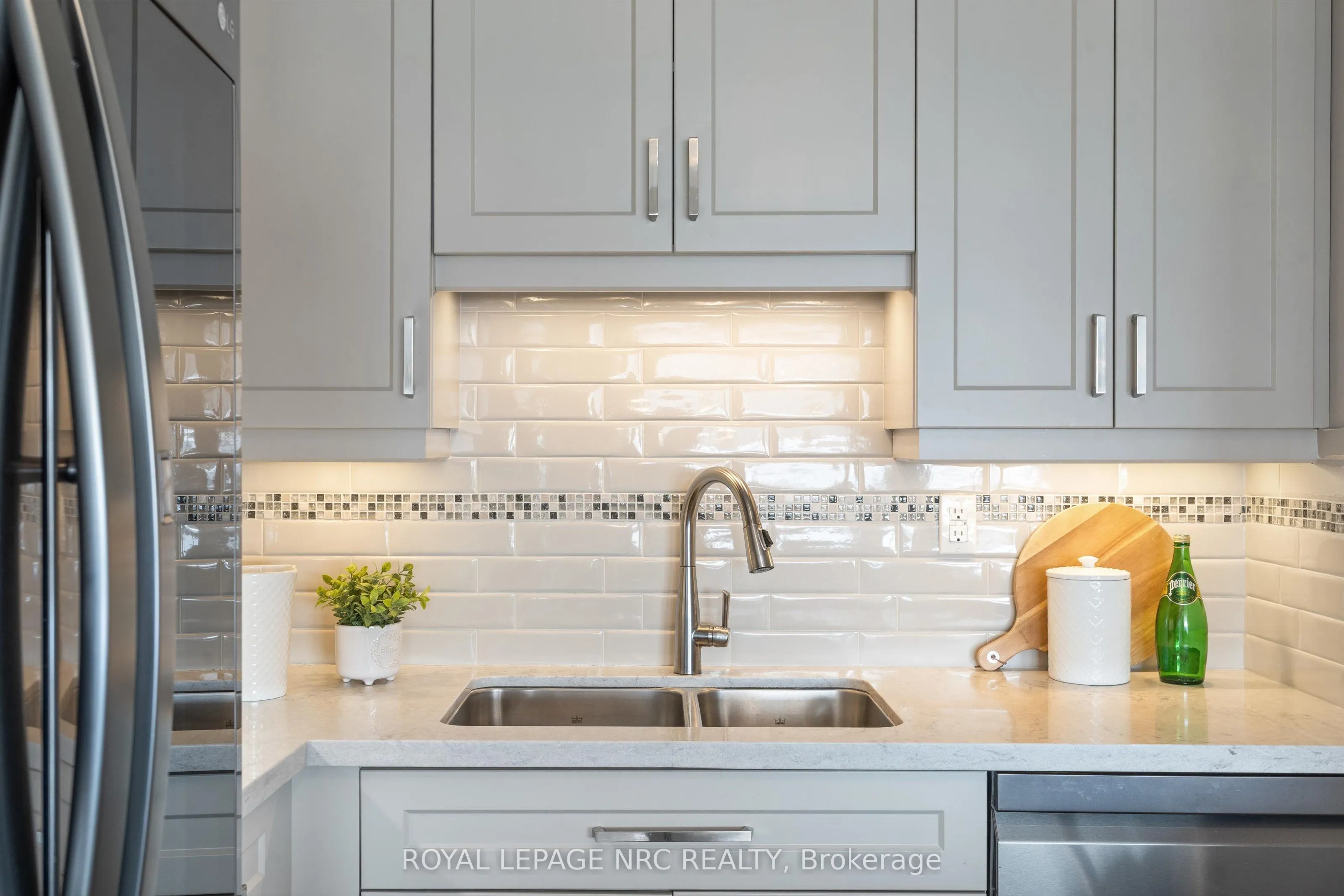 15 Towering Heights Boulevard, #1202